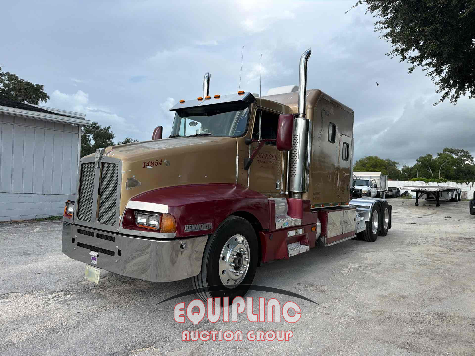 Photo of 1996 Kenworth T600
