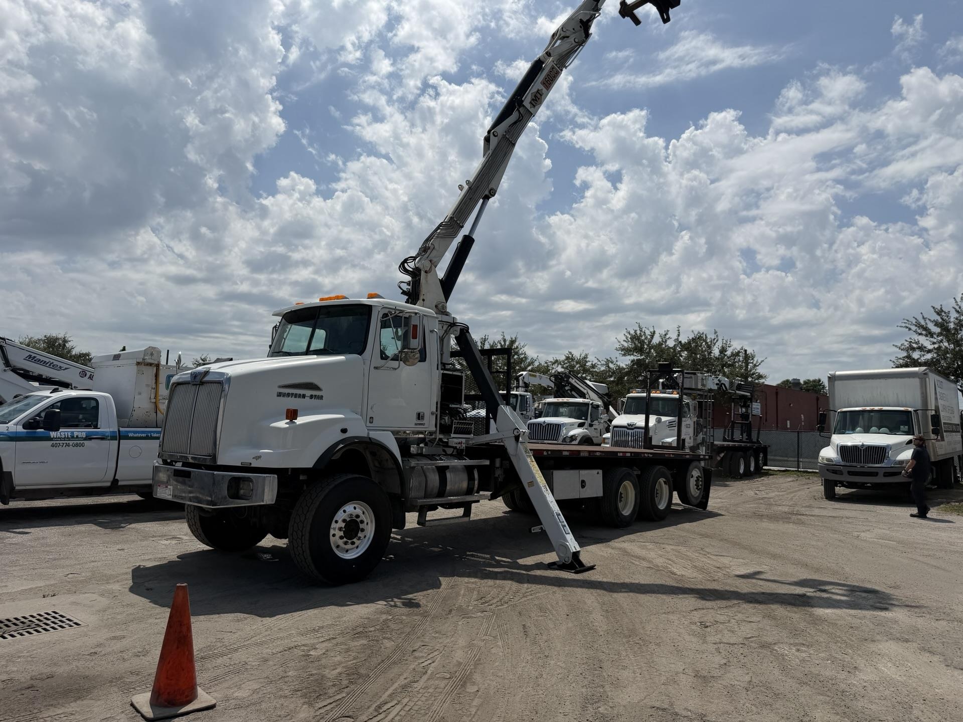 Photo of 2017 Western Star 4800