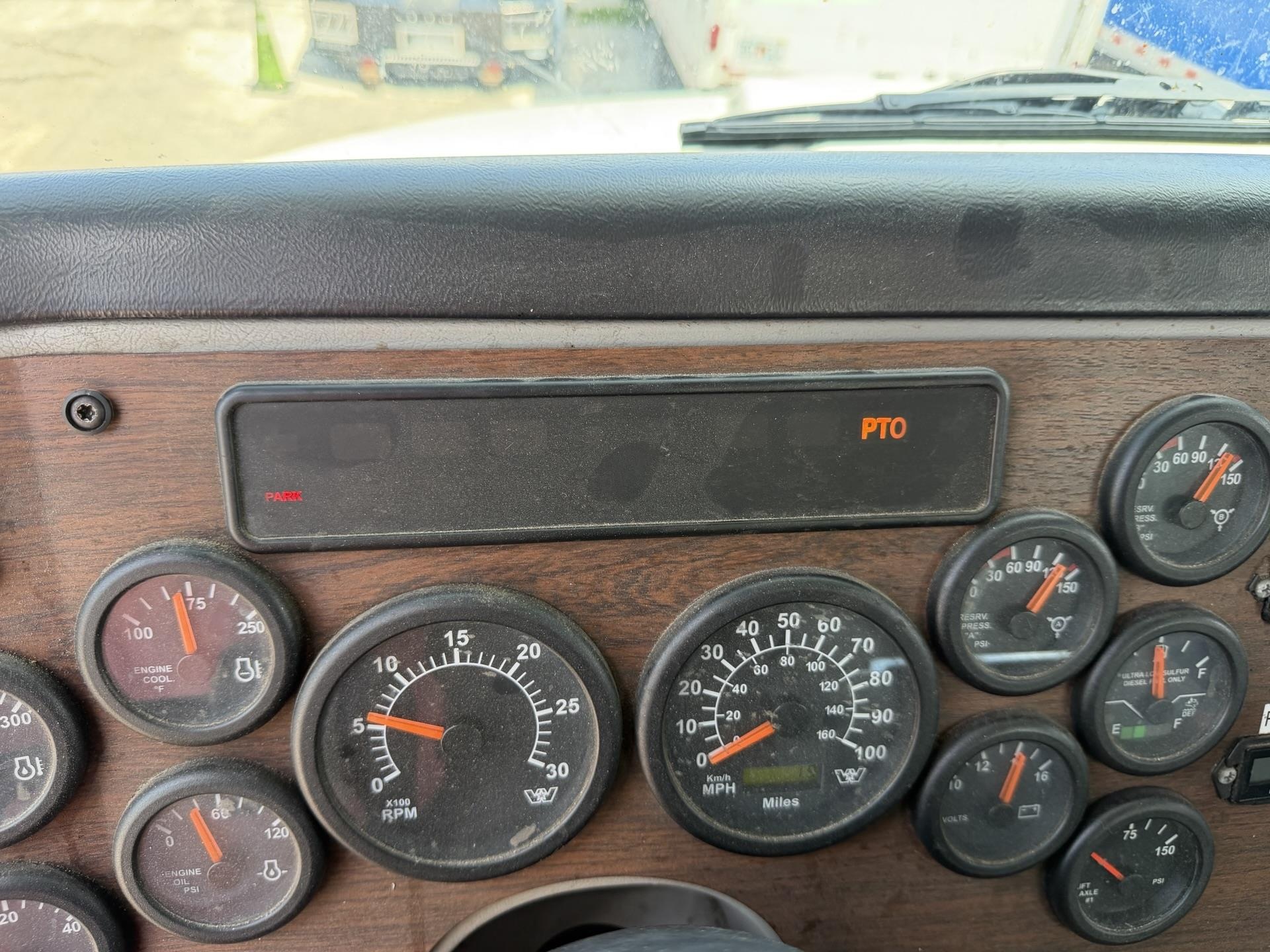 2017 Western Star 4800