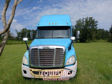 2014 Freightliner CASCADIA