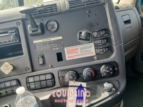 2014 Freightliner CASCADIA