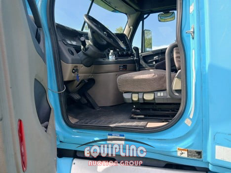 2014 Freightliner CASCADIA