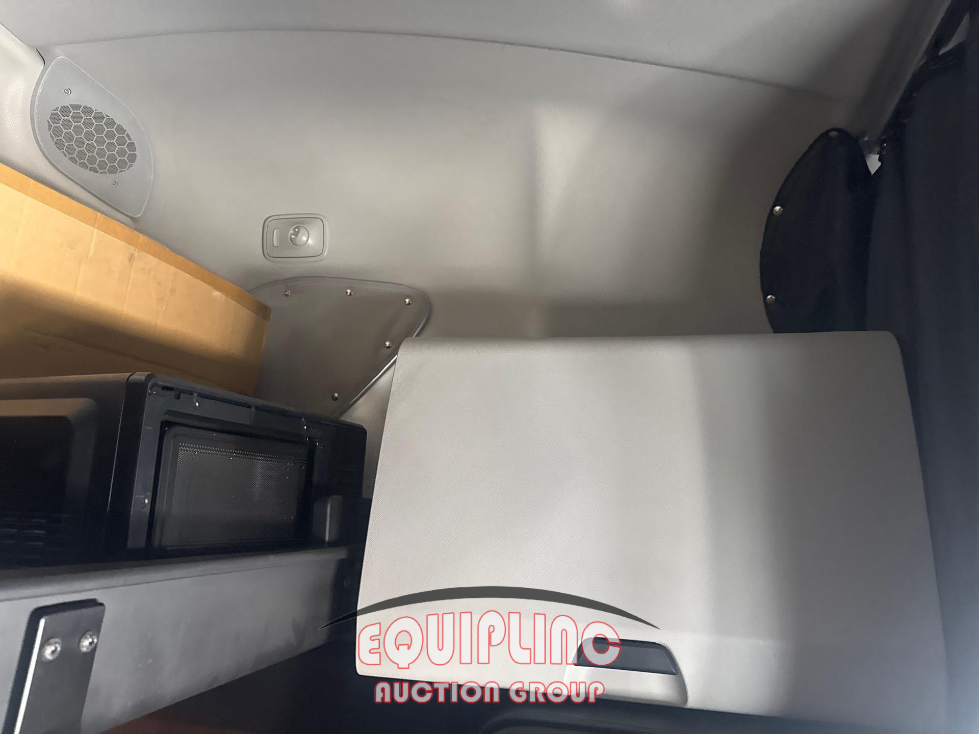 2020 Freightliner CASCADIA