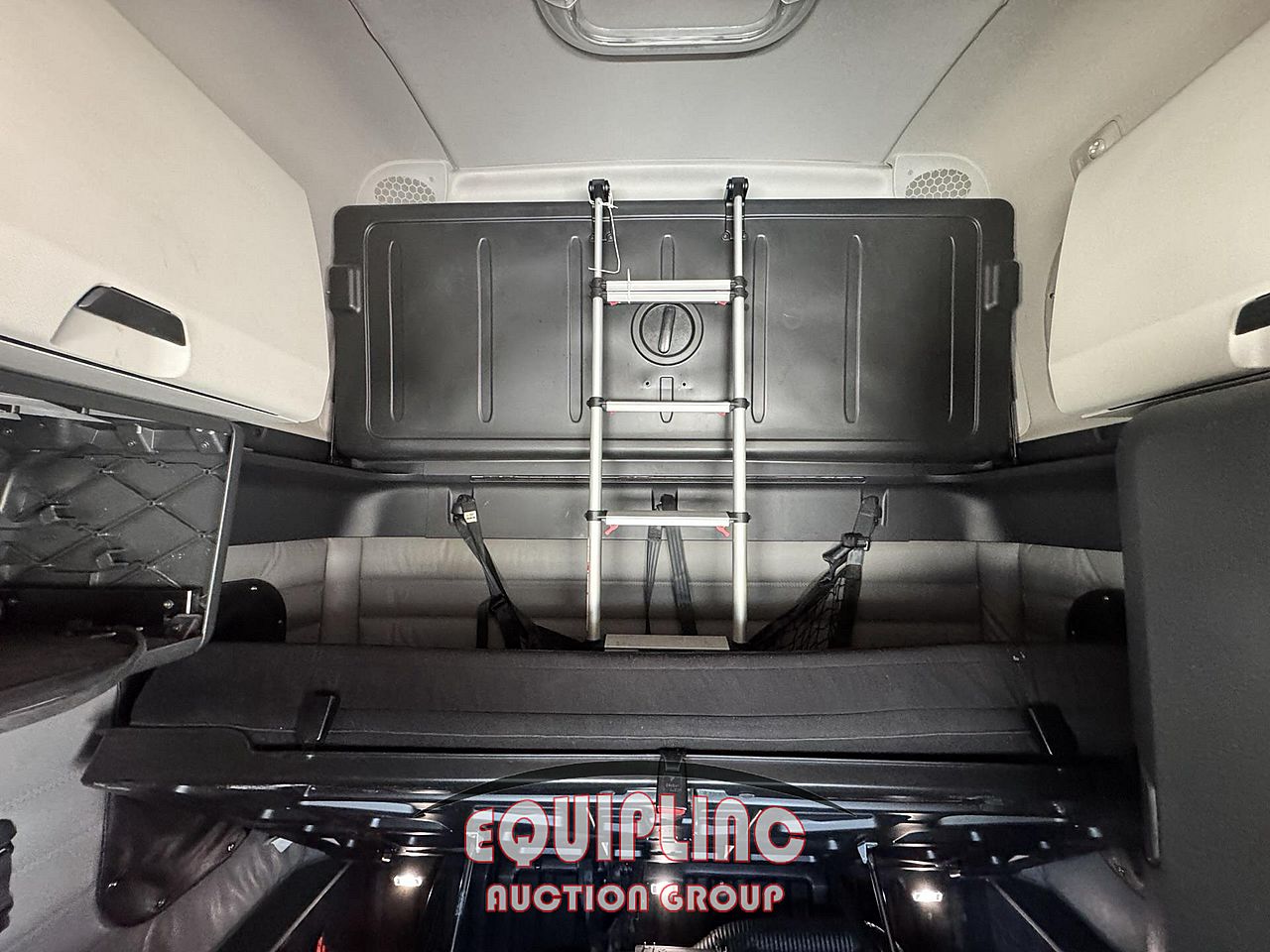 2021 Freightliner CASCADIA