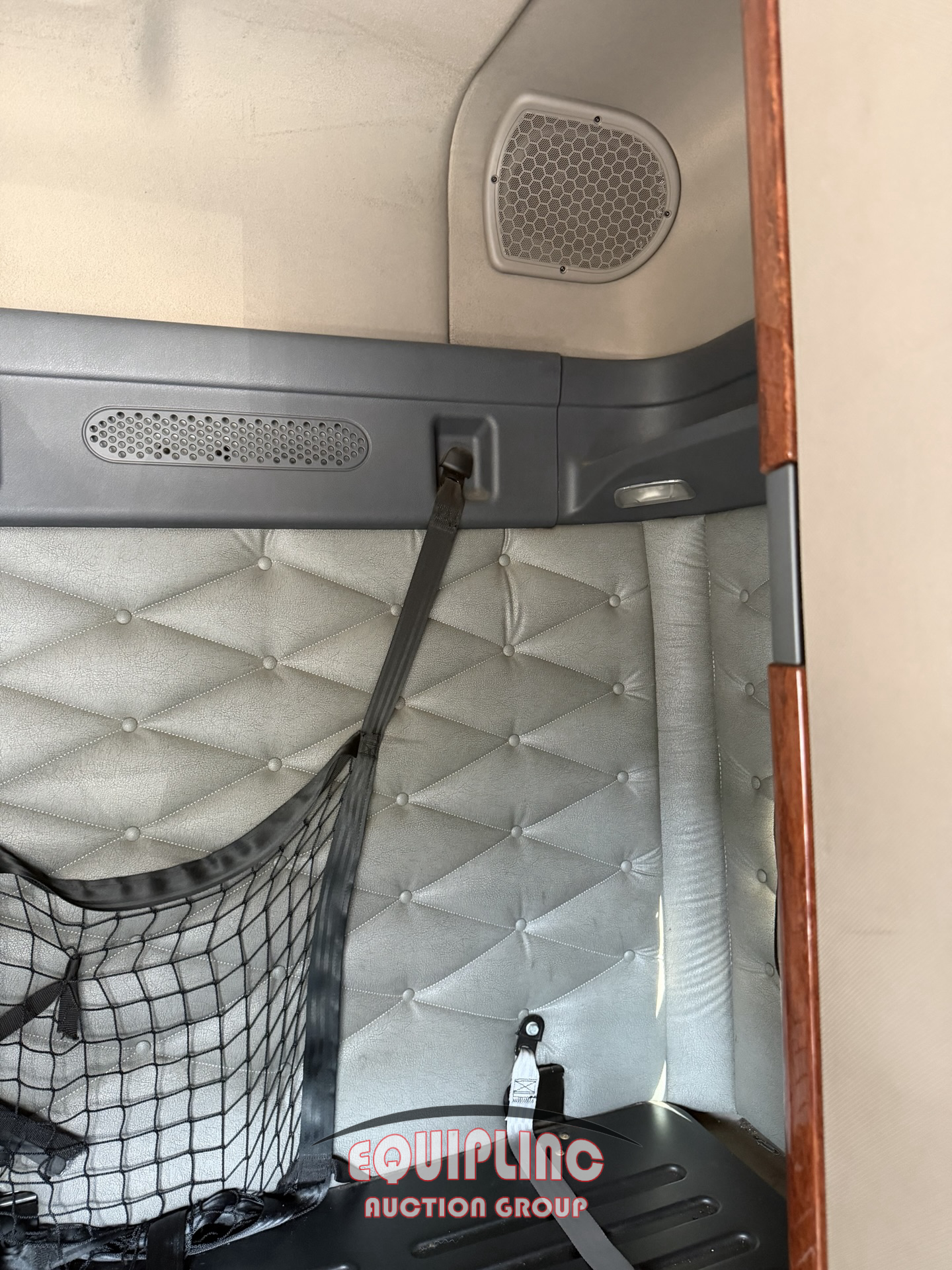 2017 Freightliner CASCADIA