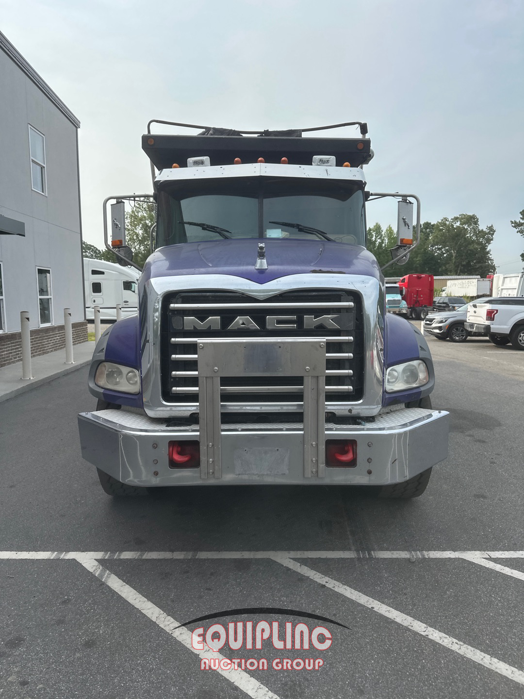 2014 Mack GU713