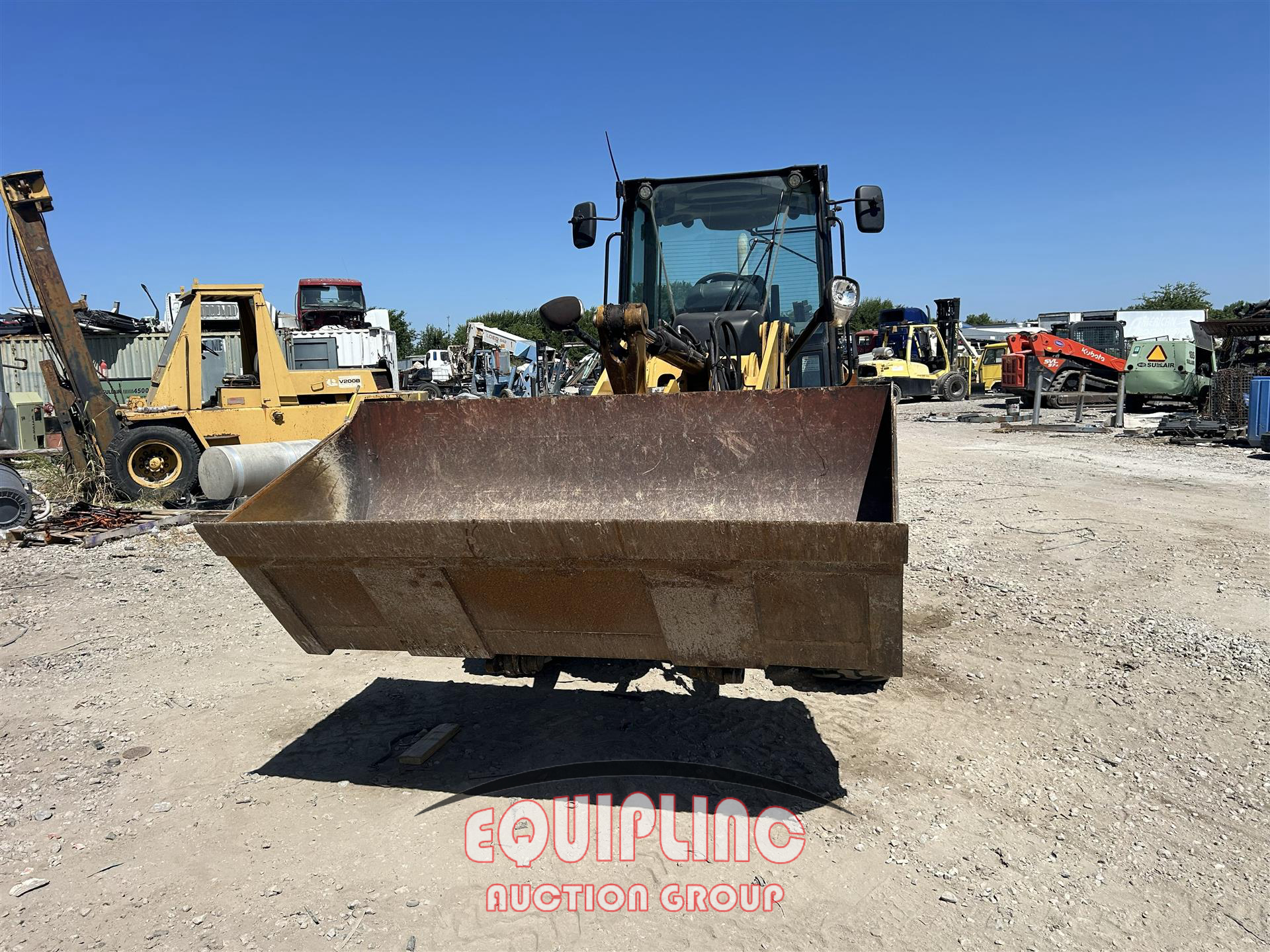 2019 Caterpillar 908M