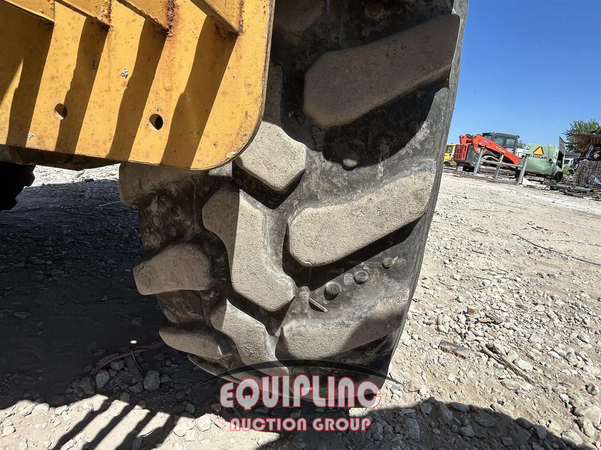 2019 Caterpillar 908M