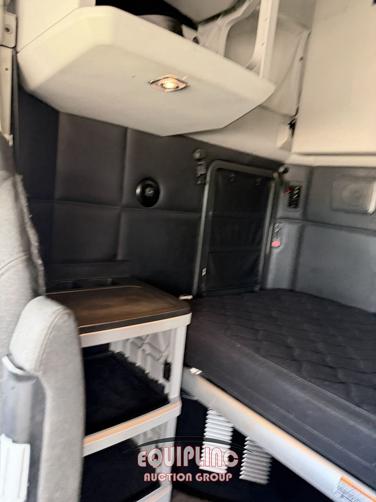 2023 Kenworth 680