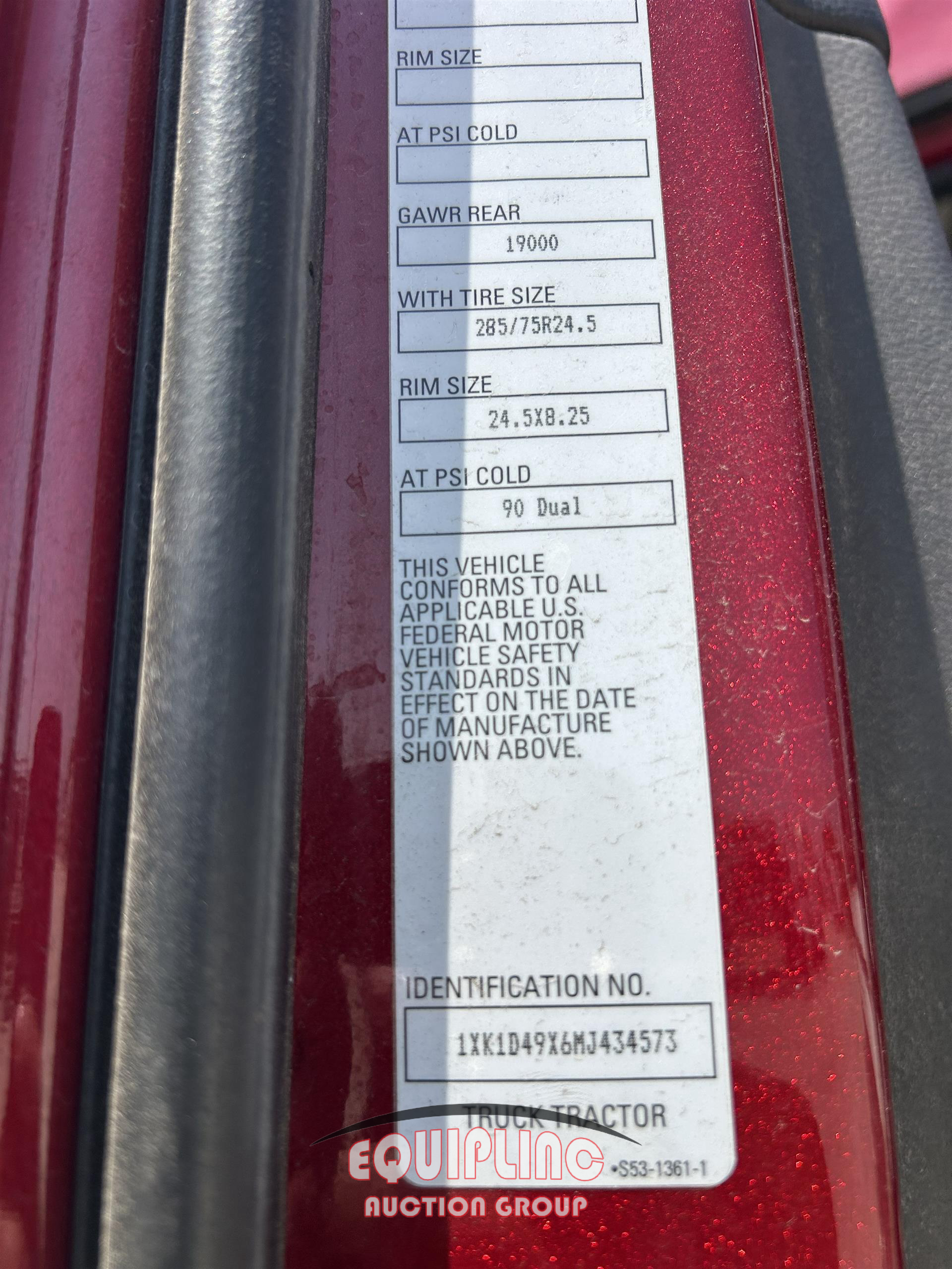 2021 Kenworth W900