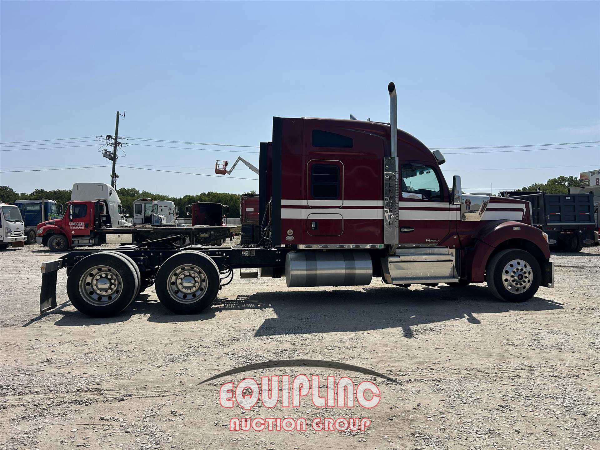 2021 Kenworth W900
