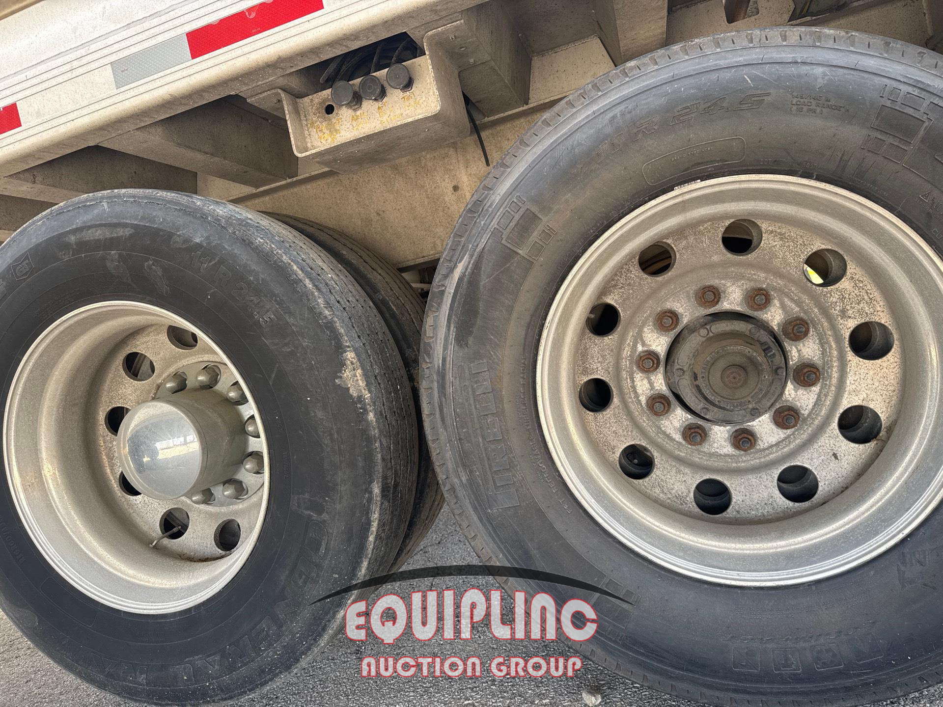 2018 Travis T102