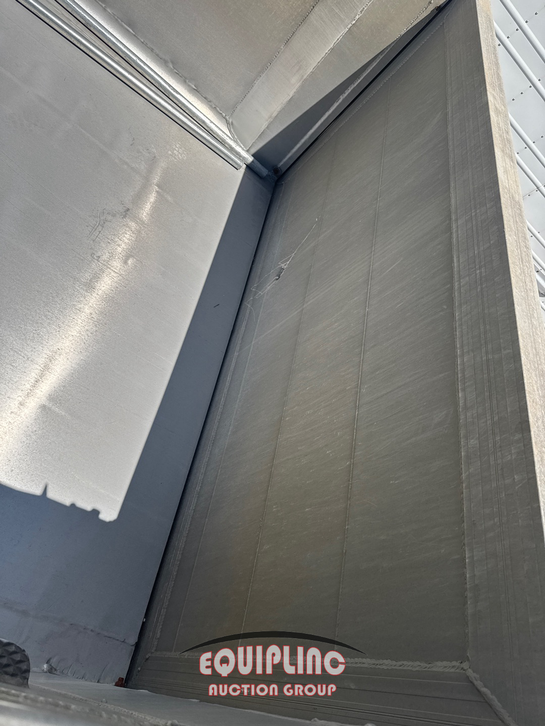 2018 Travis T102