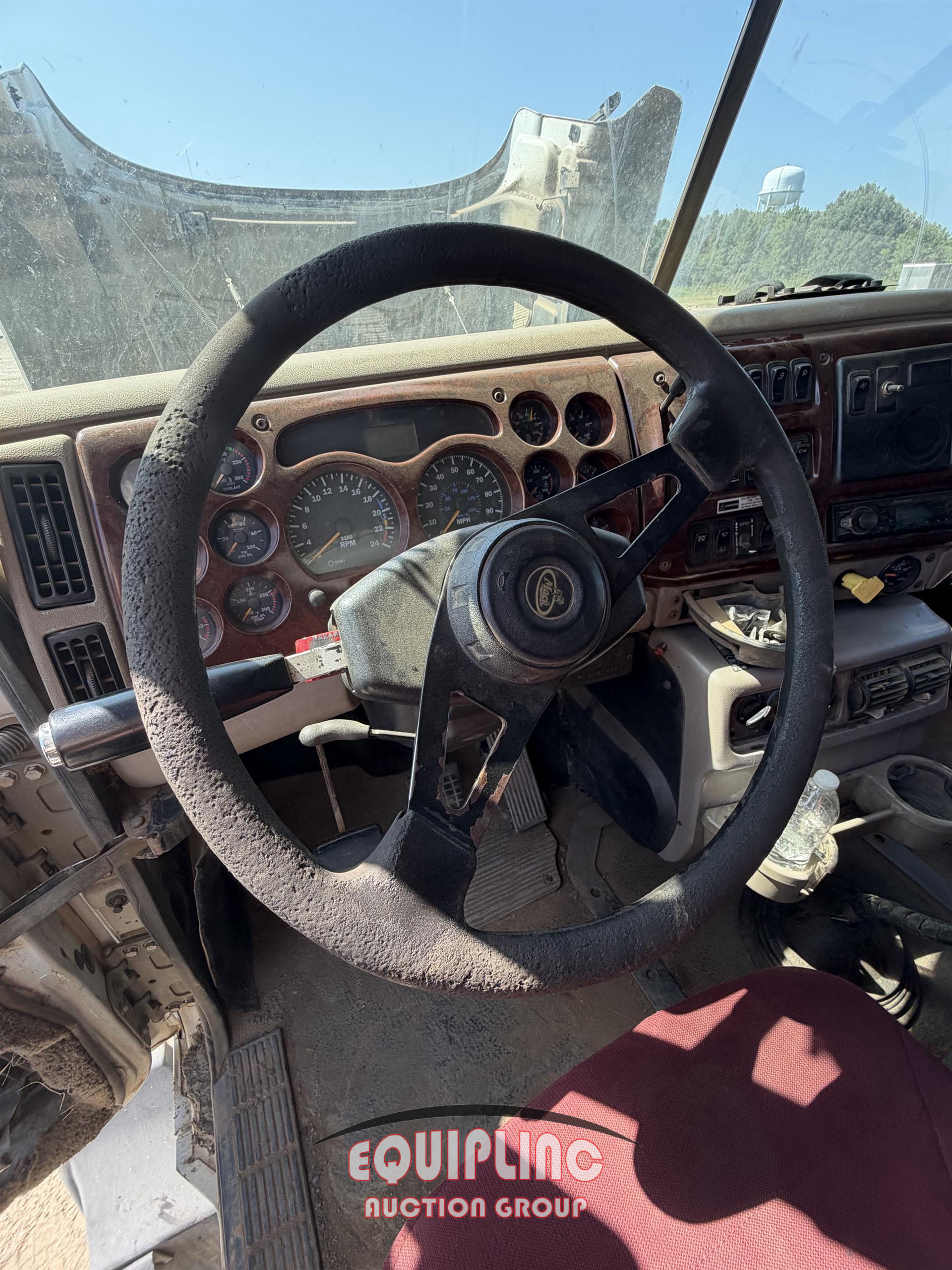 2003 Mack CX613
