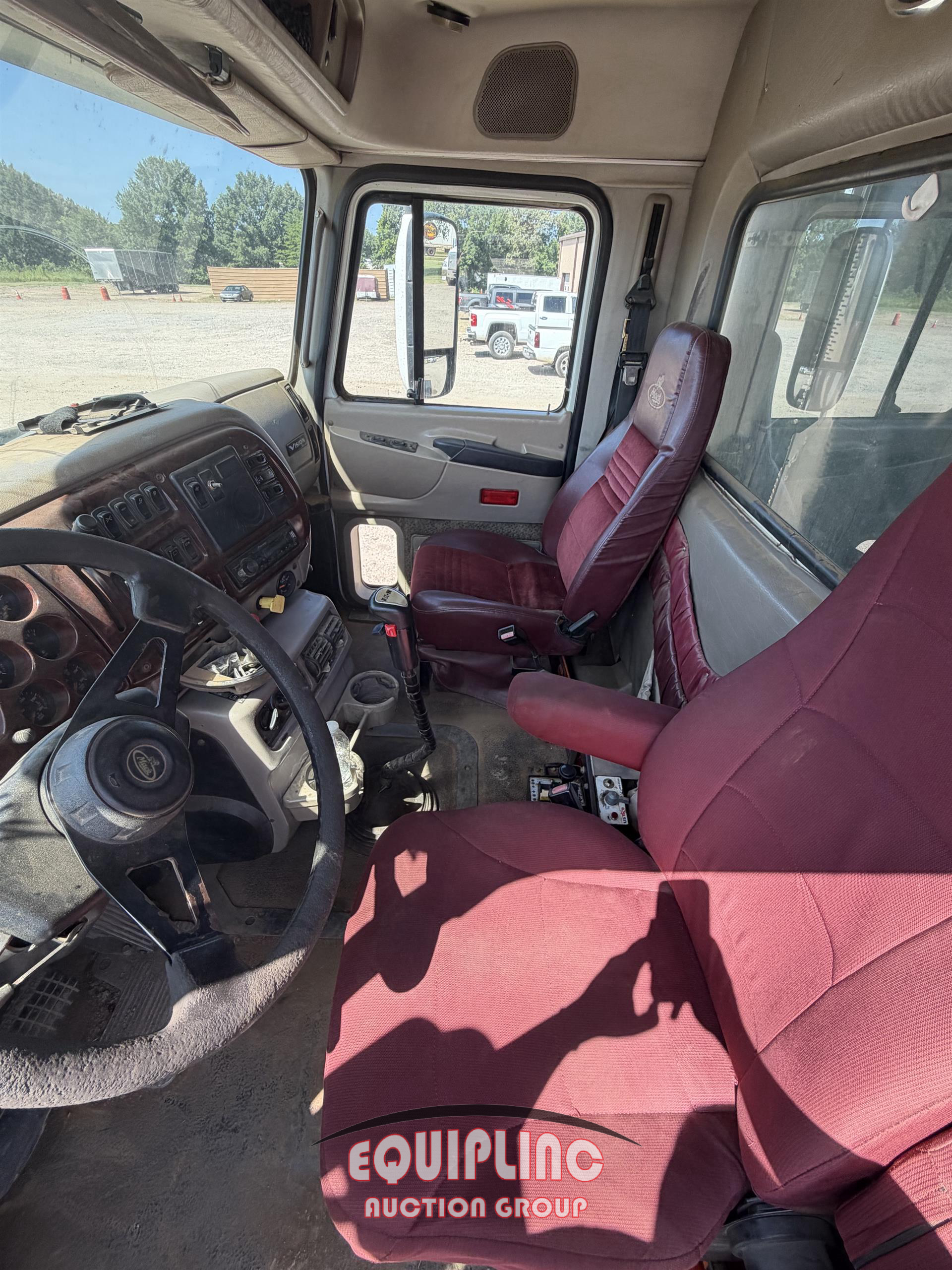 2003 Mack CX613