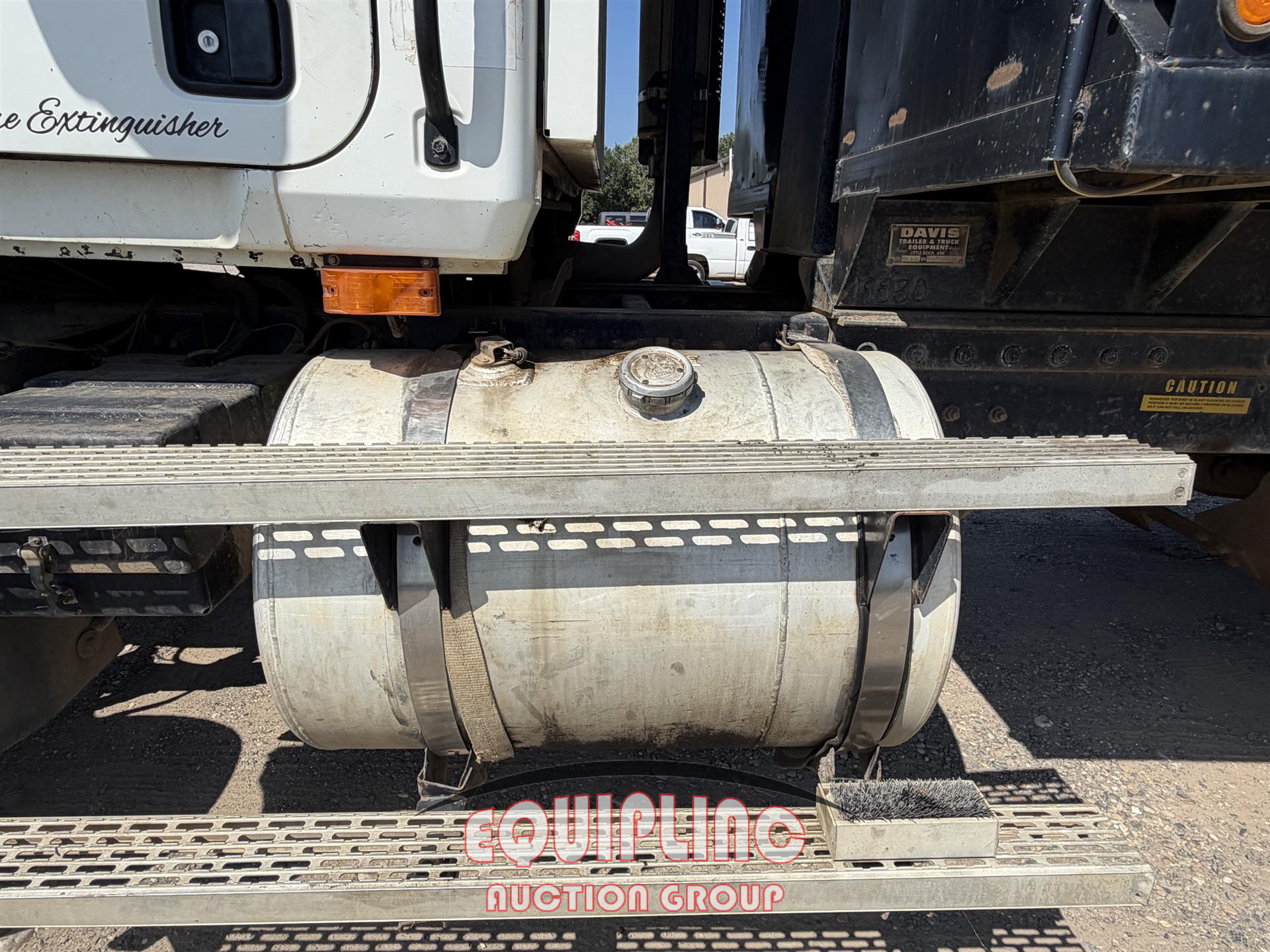 2003 Mack CX613