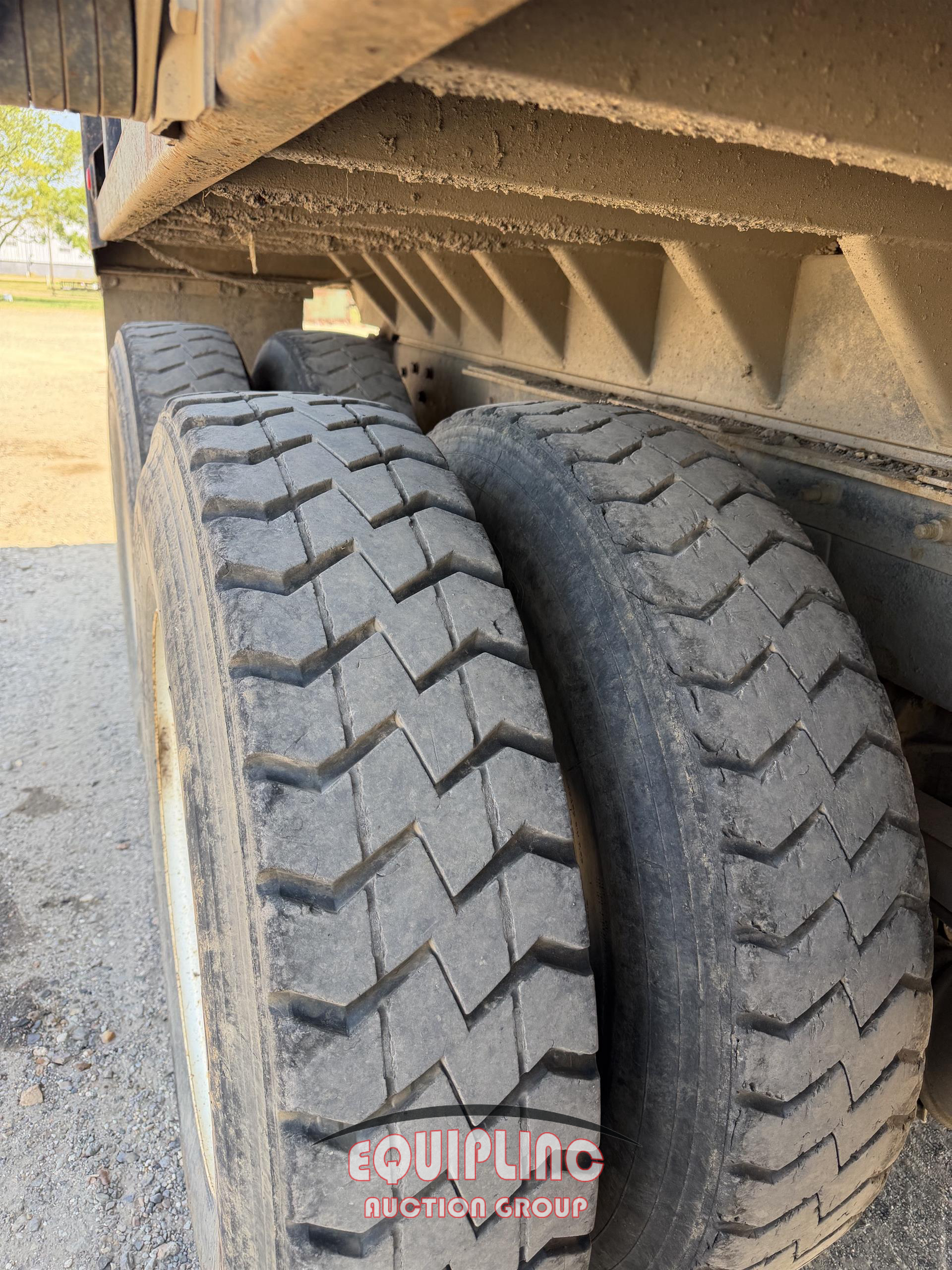 2003 Mack CX613