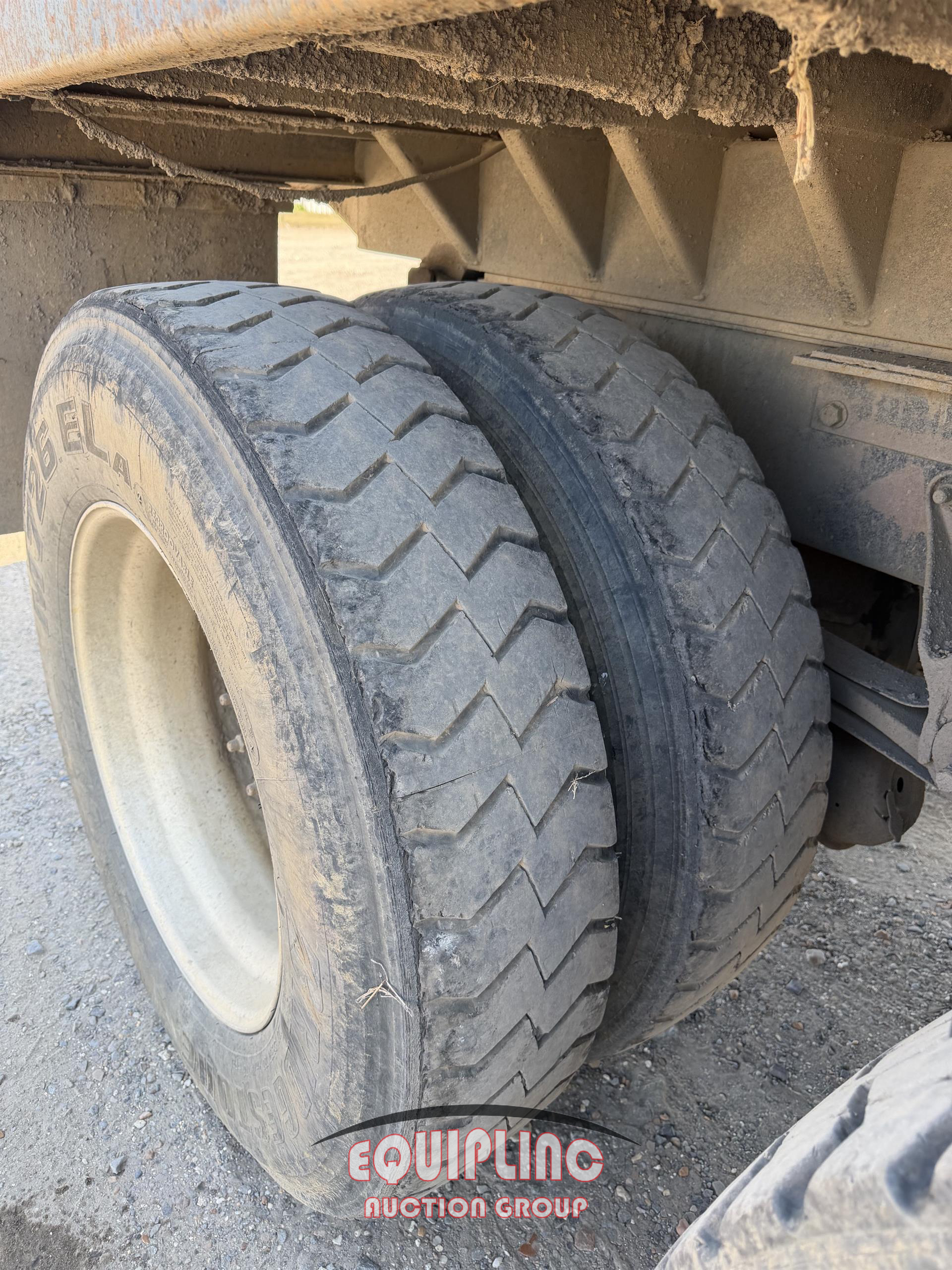 2003 Mack CX613