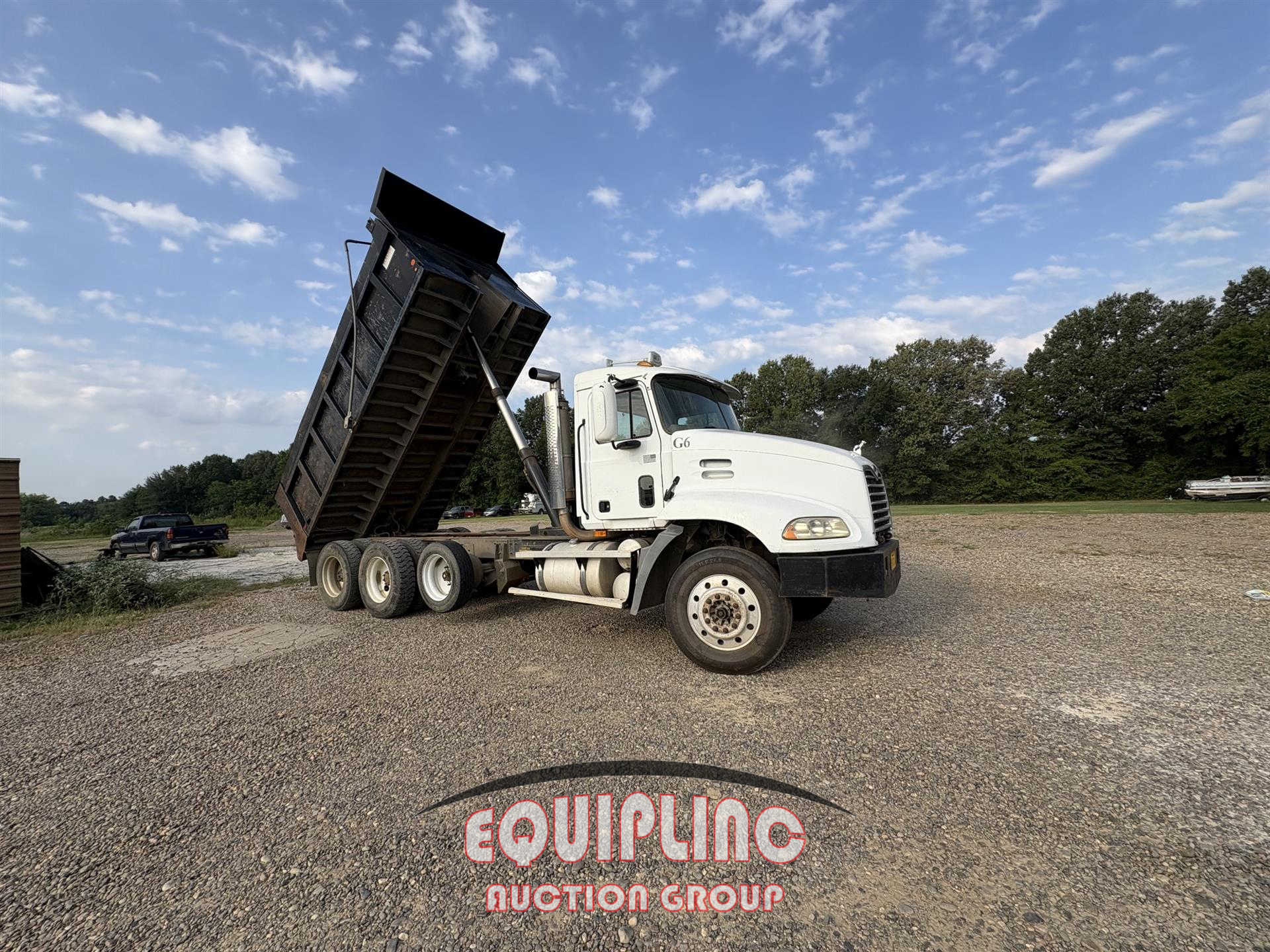2003 Mack CX613