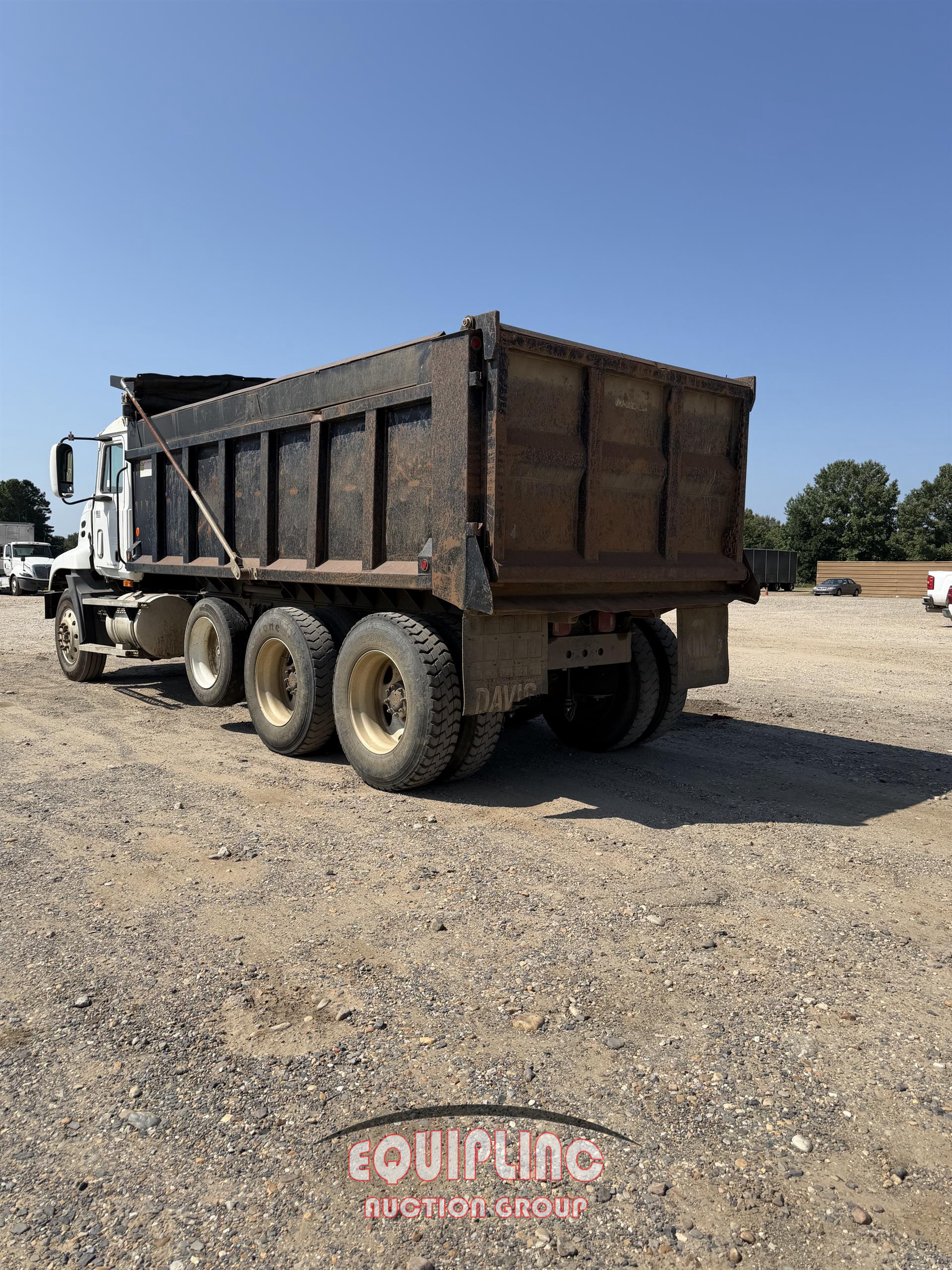 2003 Mack CX613