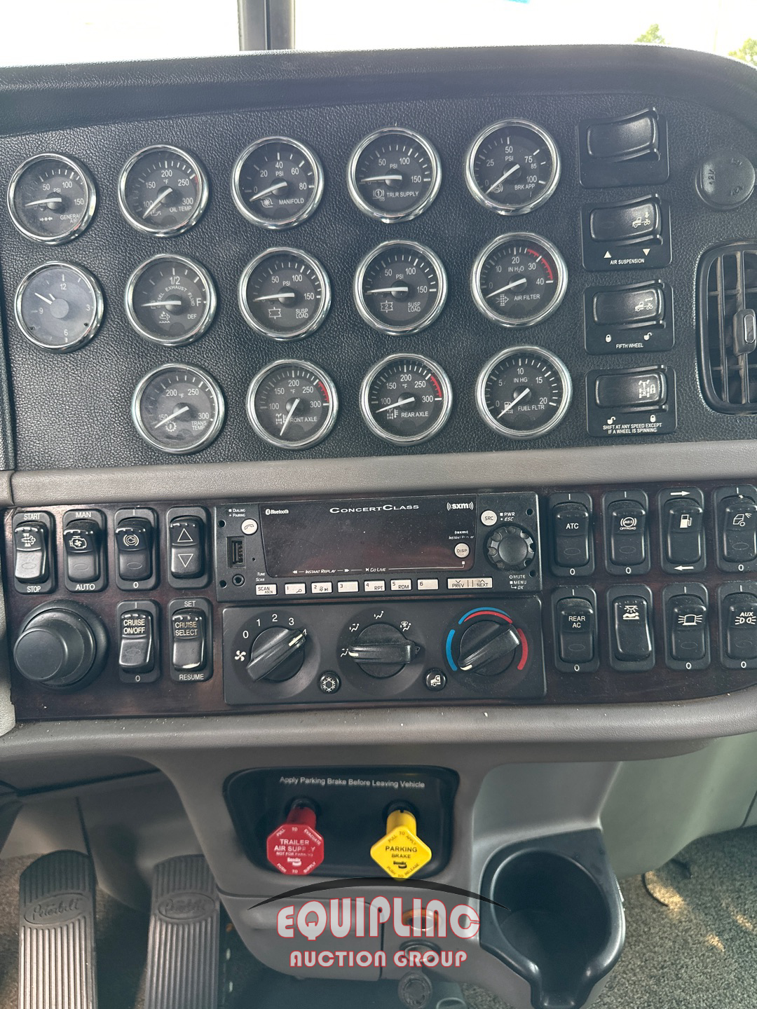 2019 Peterbilt 389