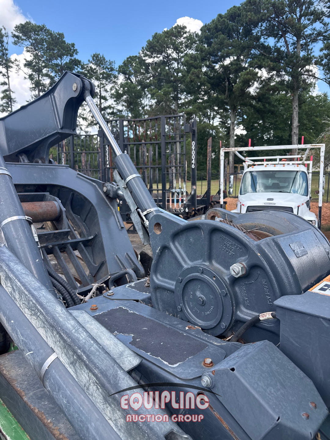 2022 John Deere 648