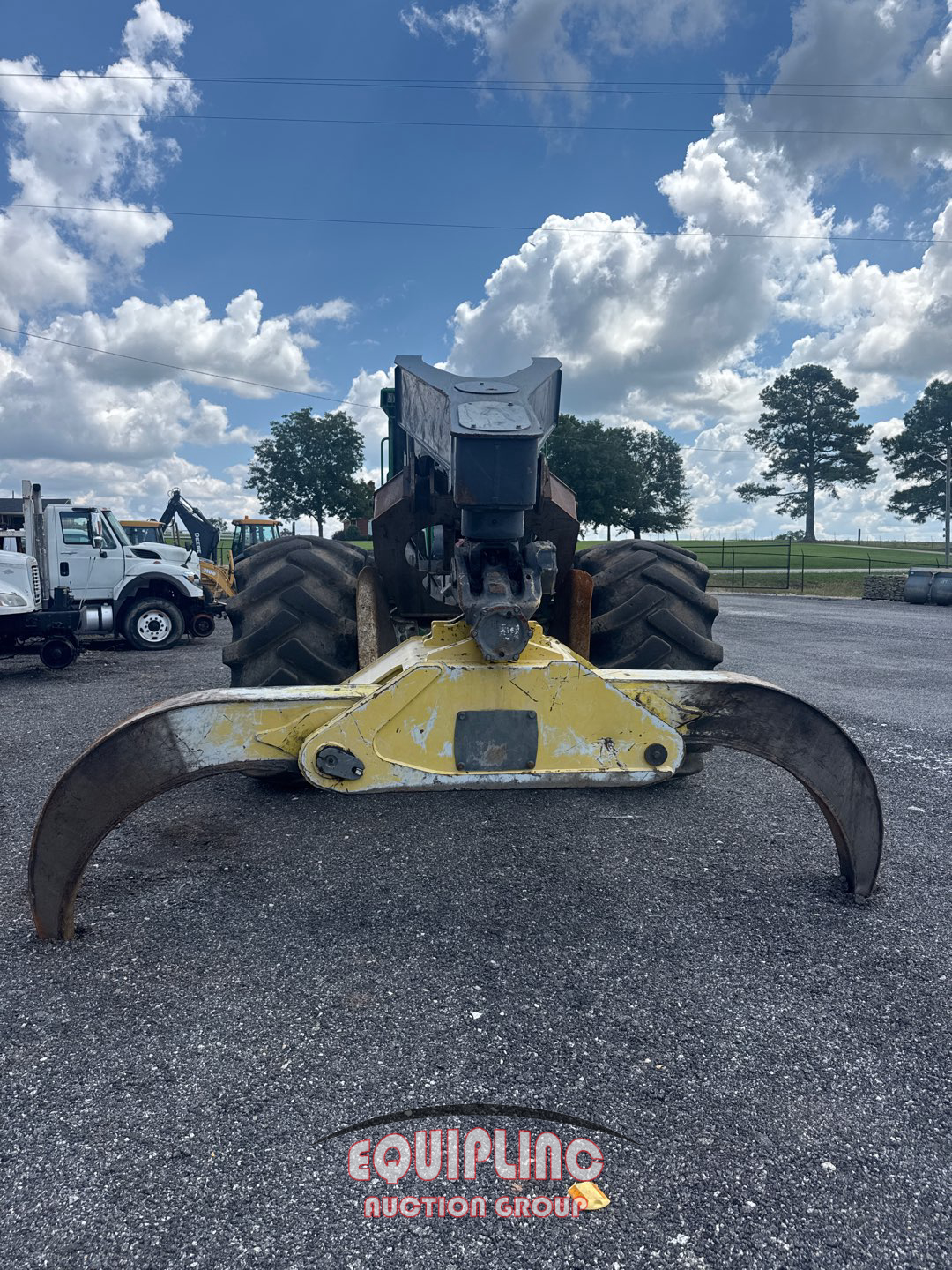 2022 John Deere 648