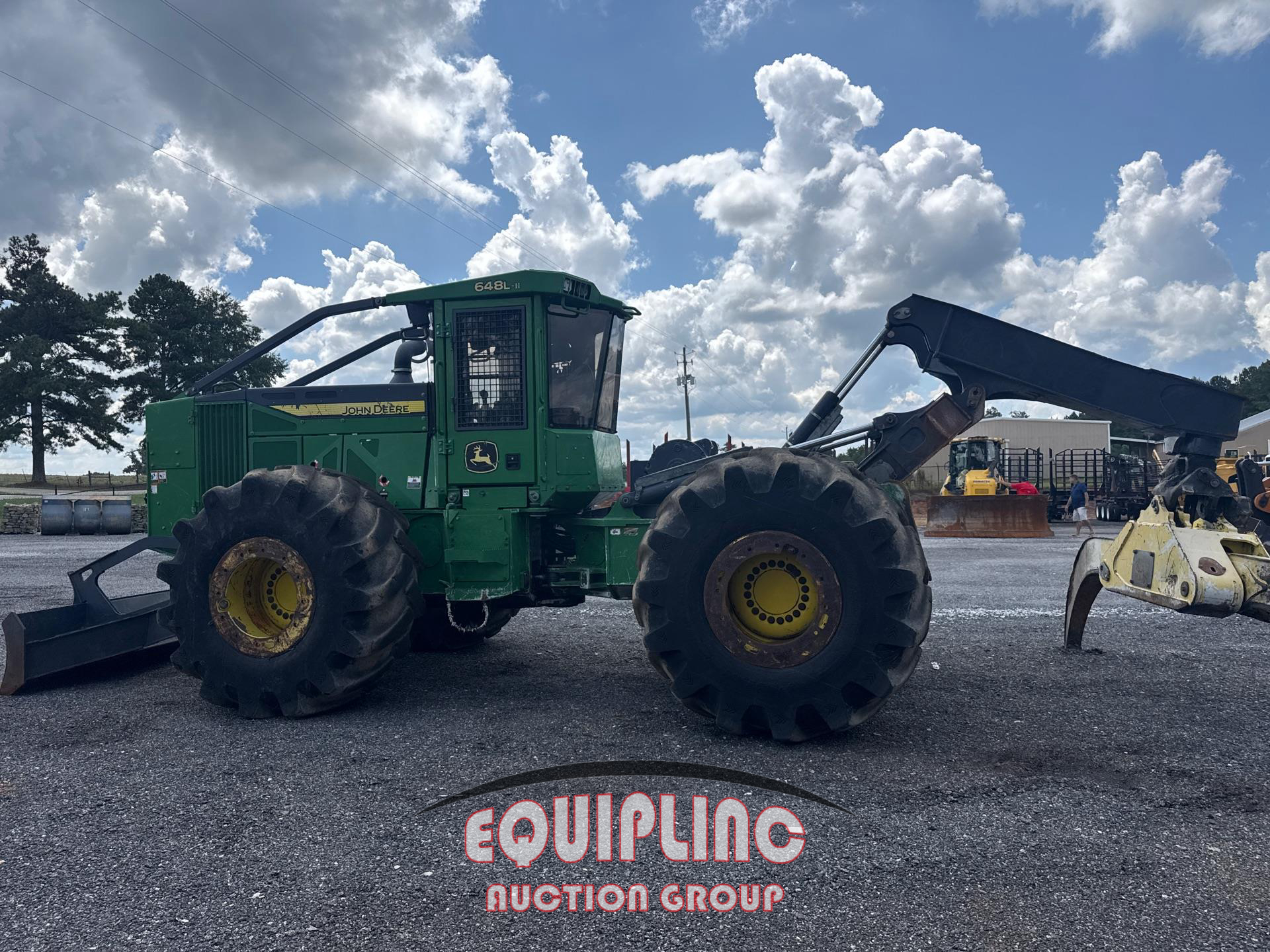2022 John Deere 648