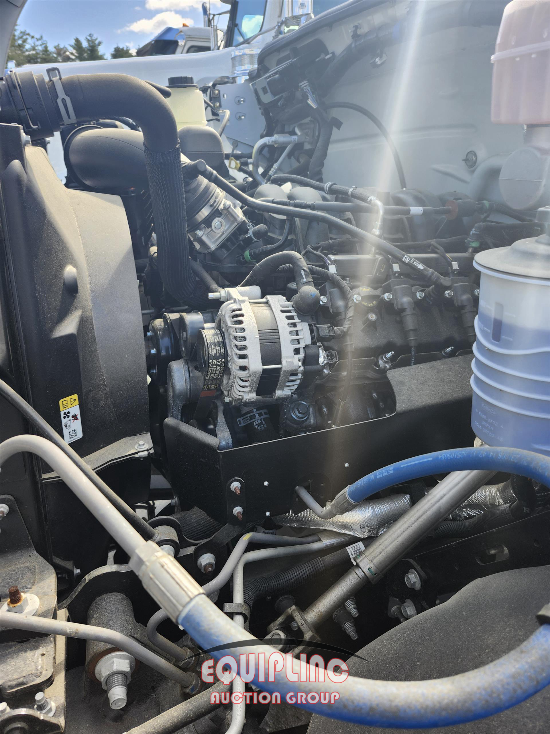 2025 Ford F750