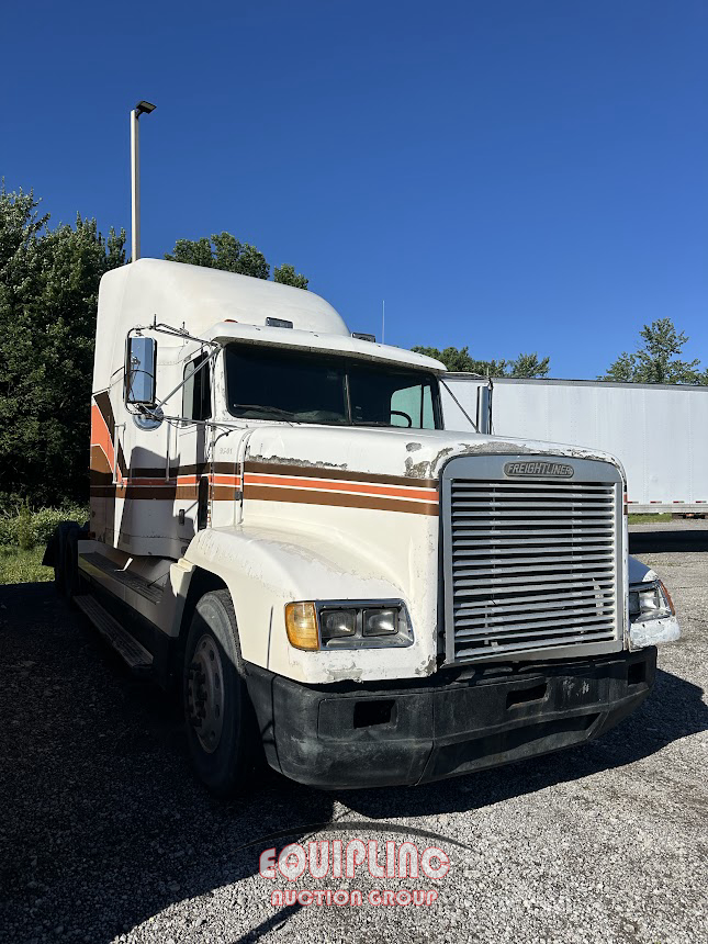 1995 Freightliner FLD120