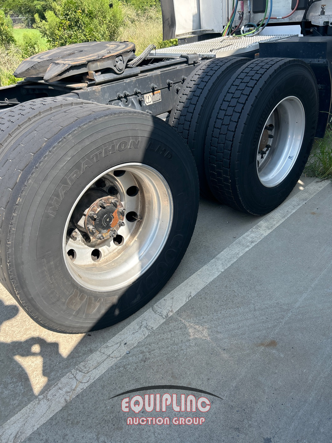 2023 Peterbilt 579