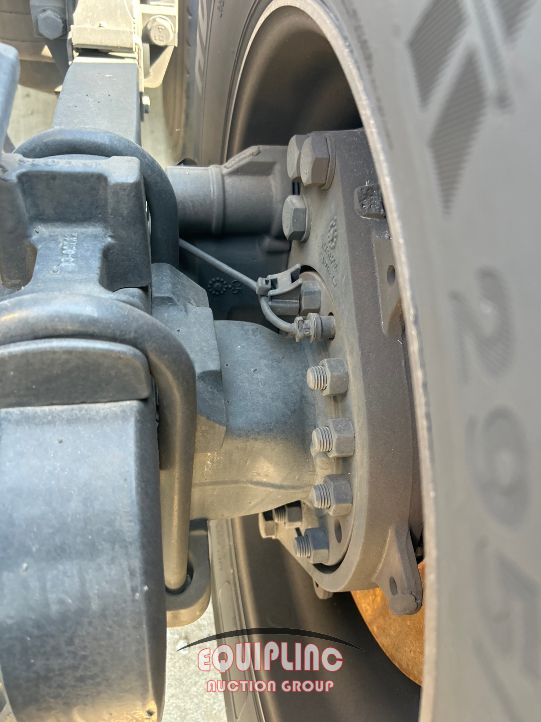 2023 Peterbilt 579