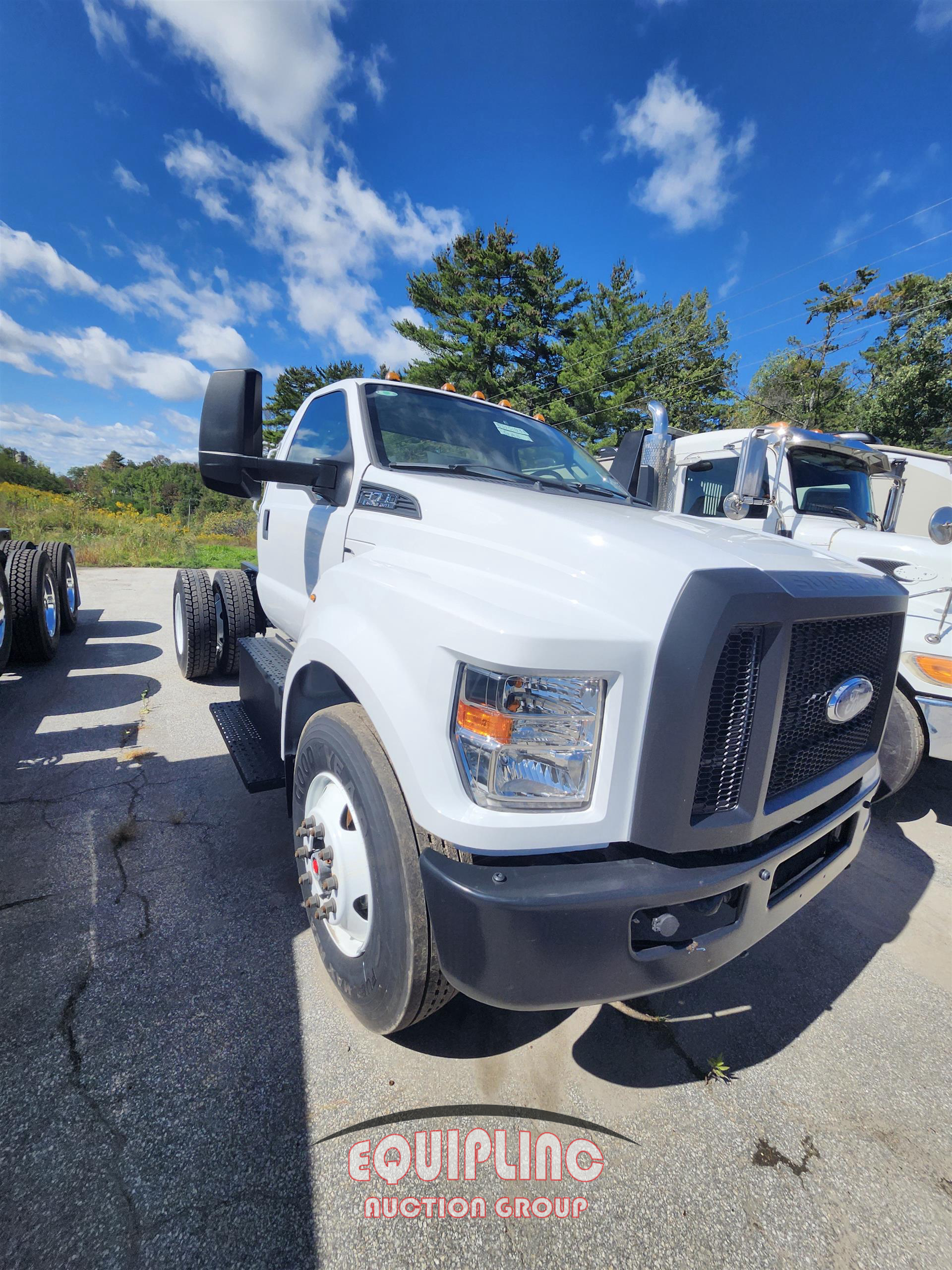 2025 Ford F750
