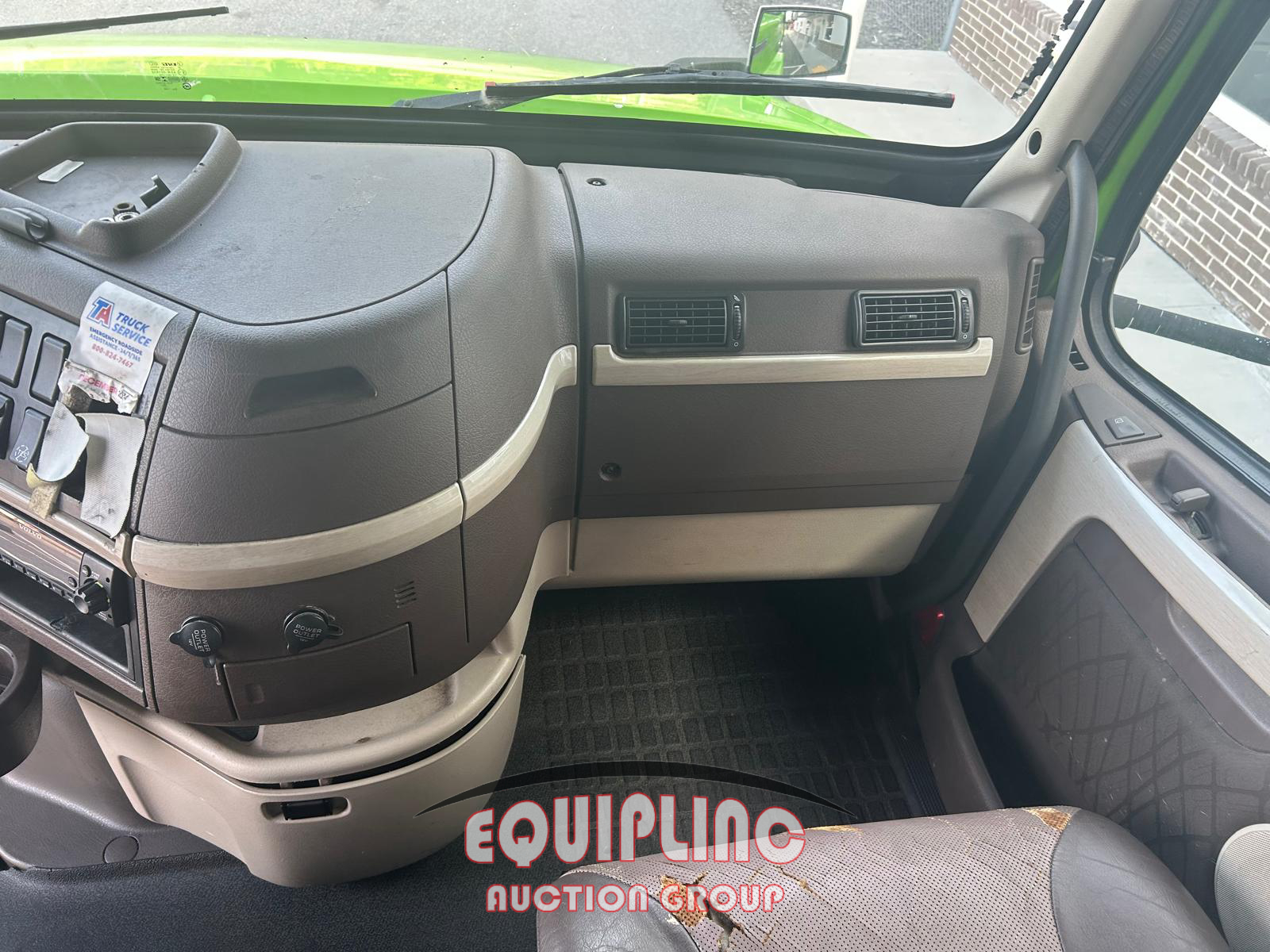 2018 Volvo VNL