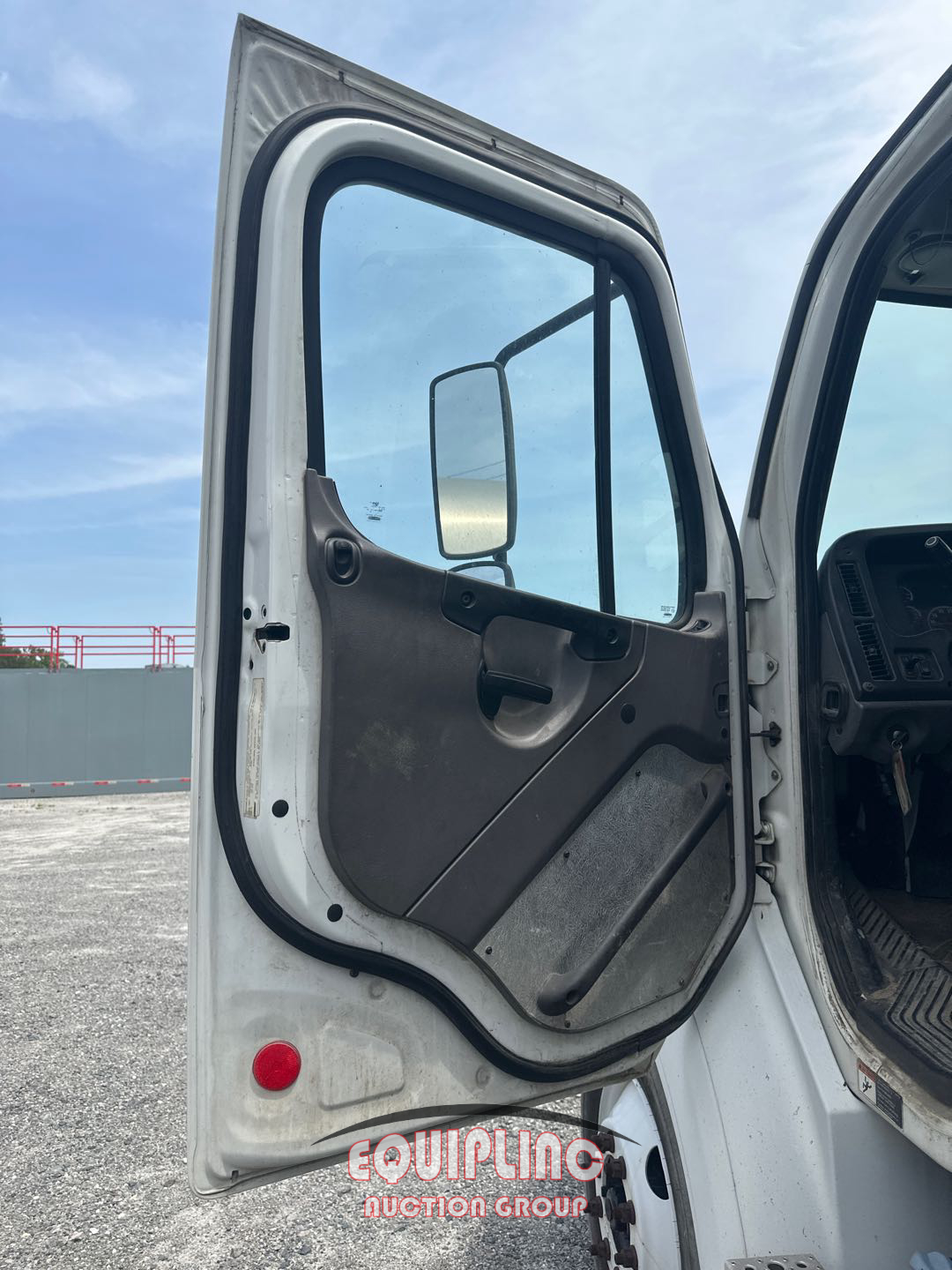 2015 Freightliner M2