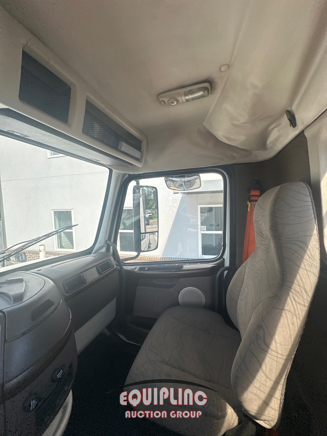 2014 Volvo VNL