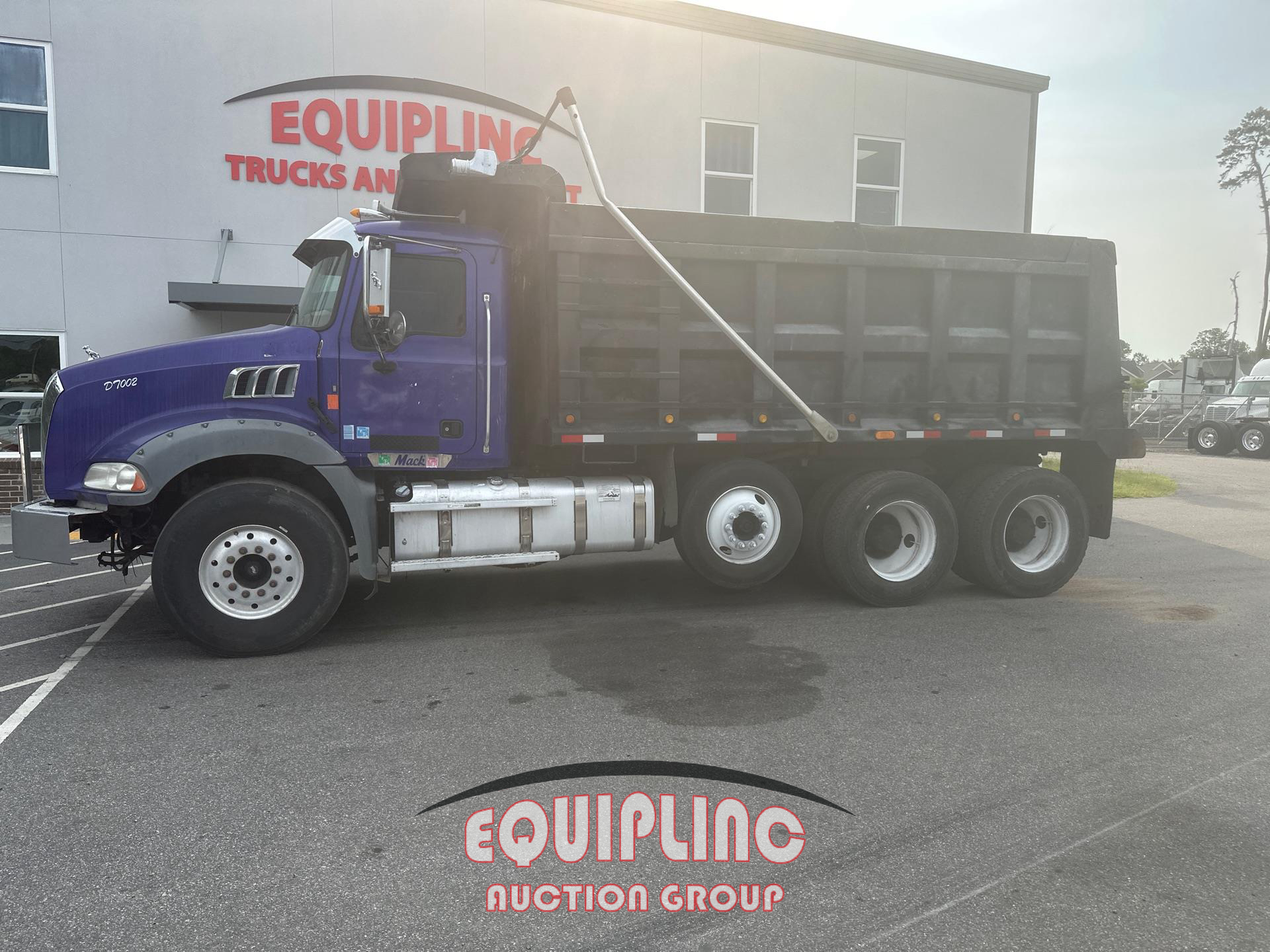 2014 Mack GU713