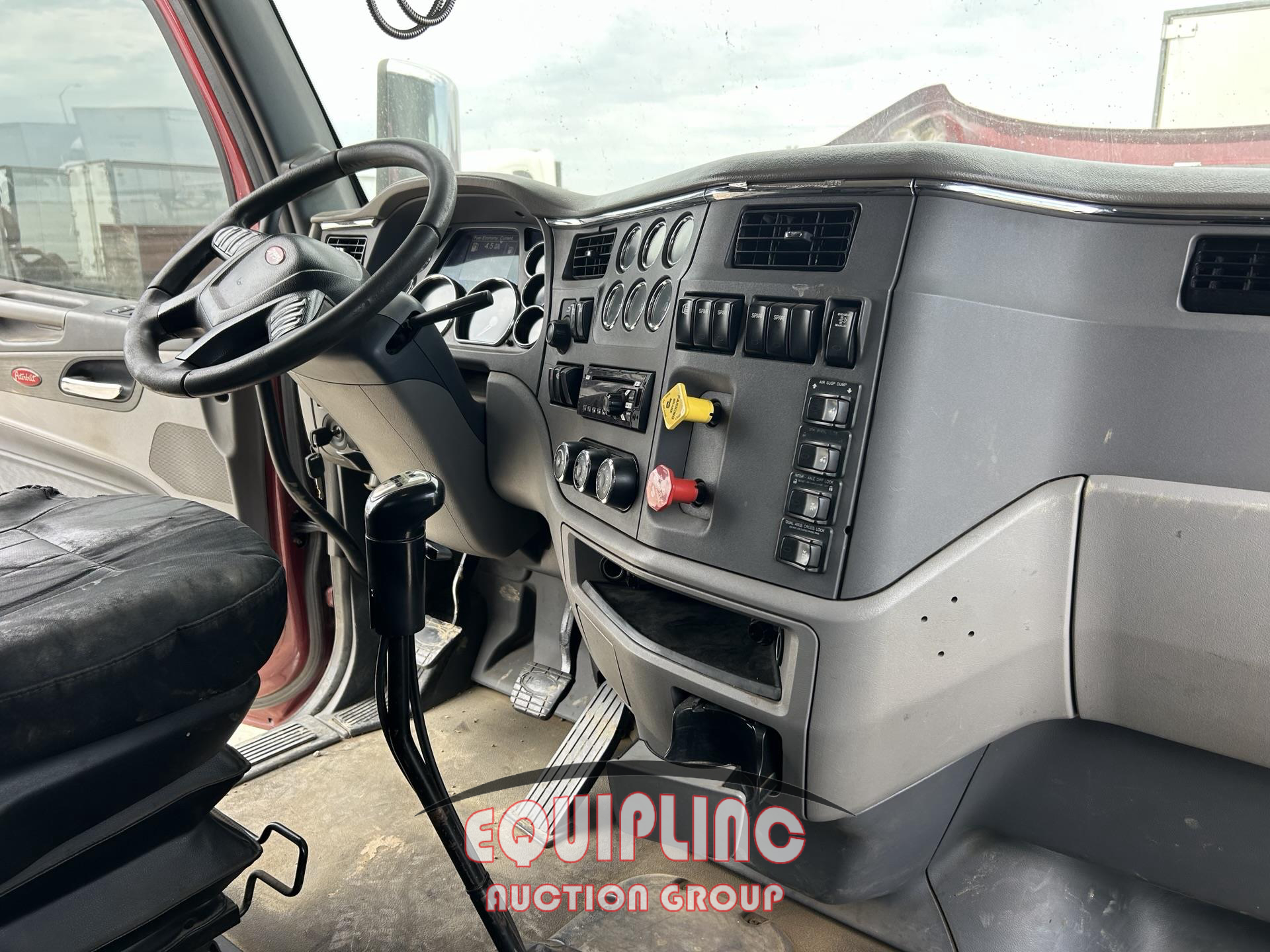 2015 Peterbilt 567