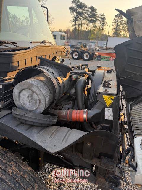 2010 International 4300