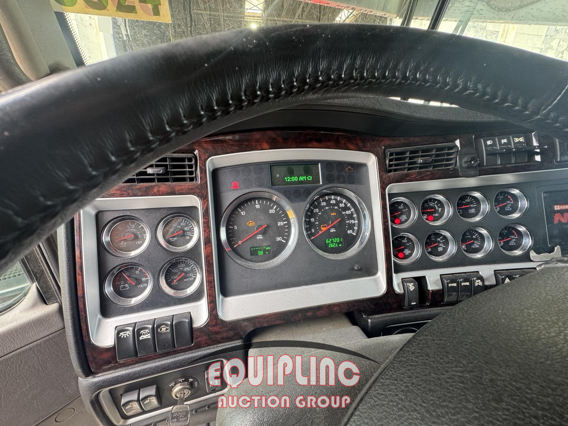 2016 Kenworth W900