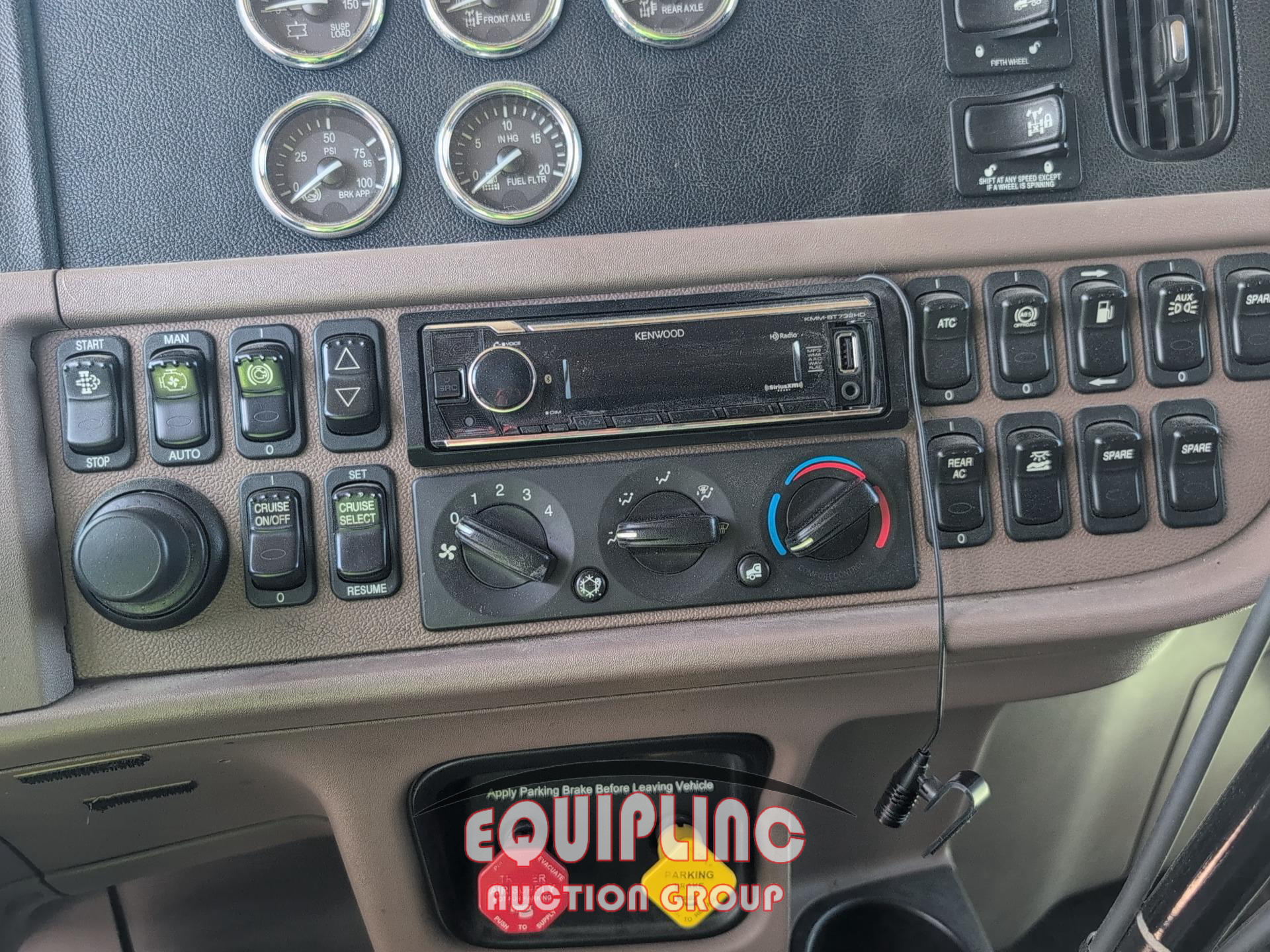 2019 Peterbilt 389