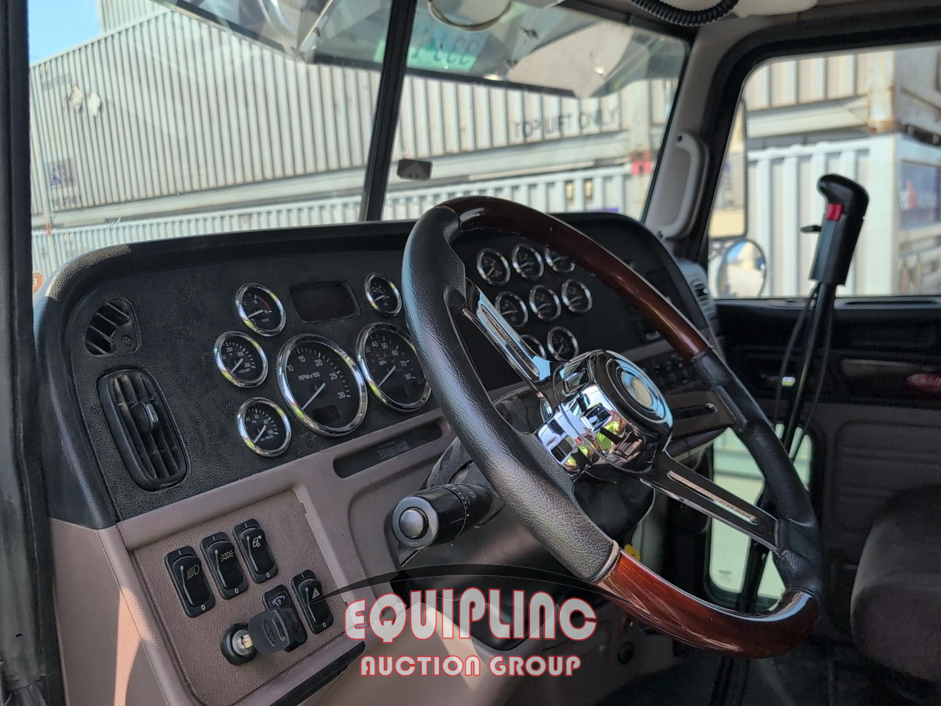 2019 Peterbilt 389