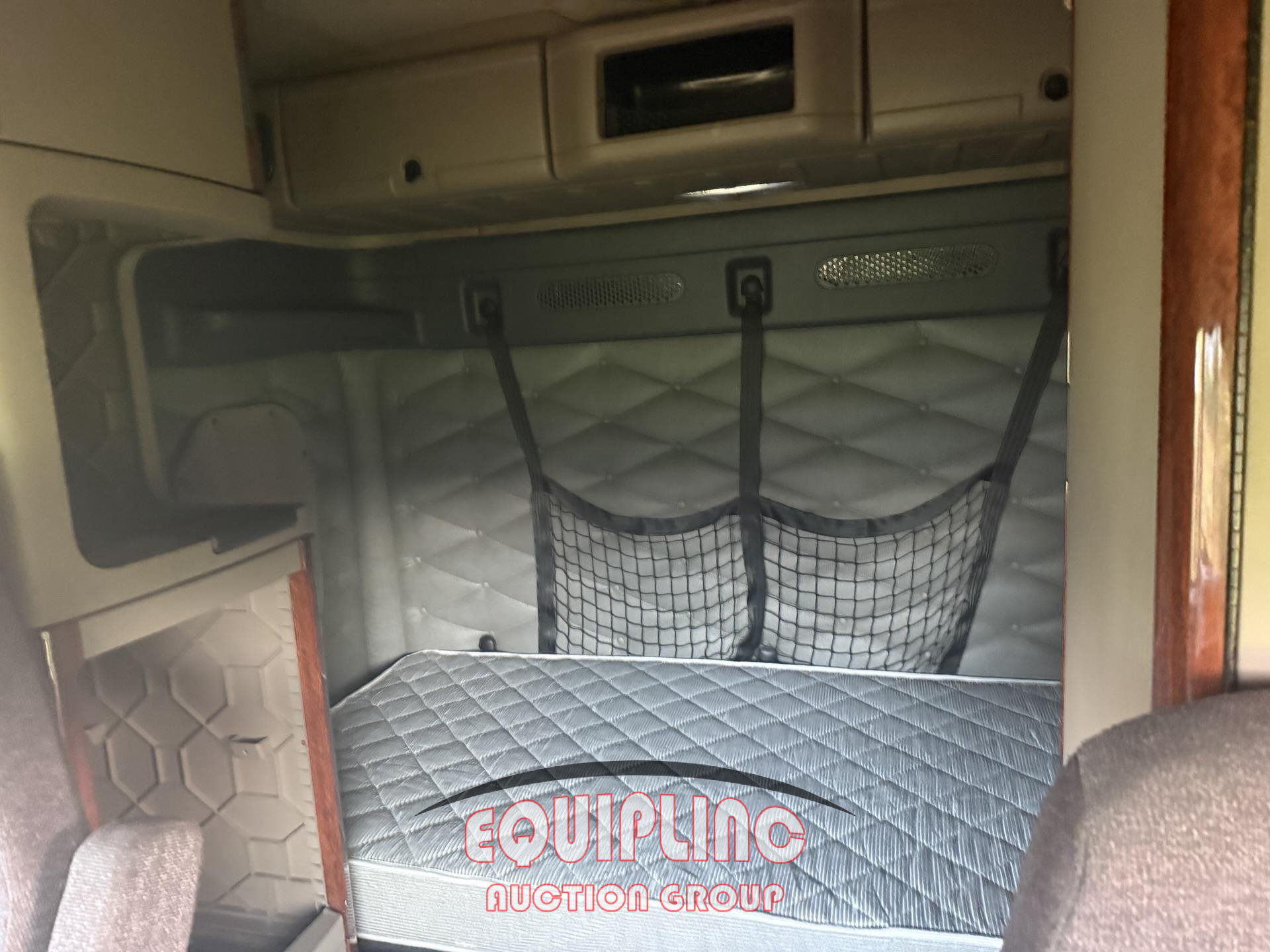 2017 Freightliner CASCADIA