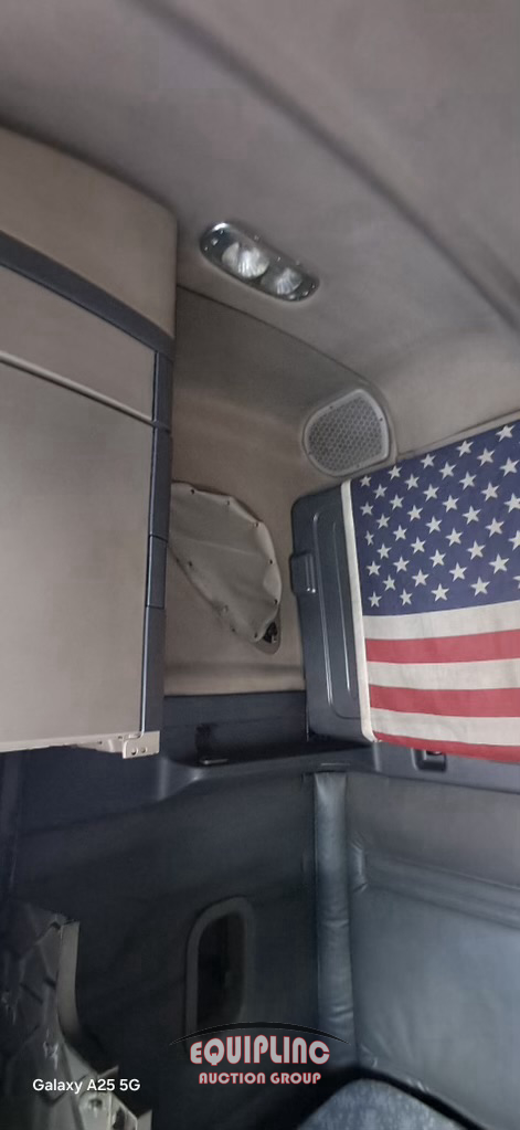 2018 Freightliner CASCADIA