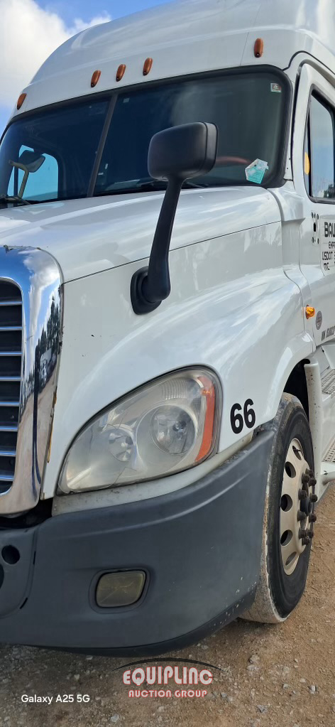 2018 Freightliner CASCADIA