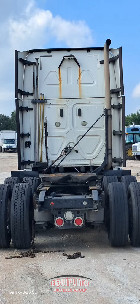 2018 Freightliner CASCADIA