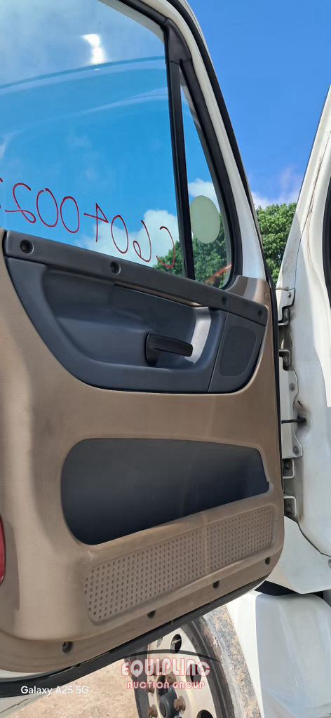 2018 Freightliner CASCADIA