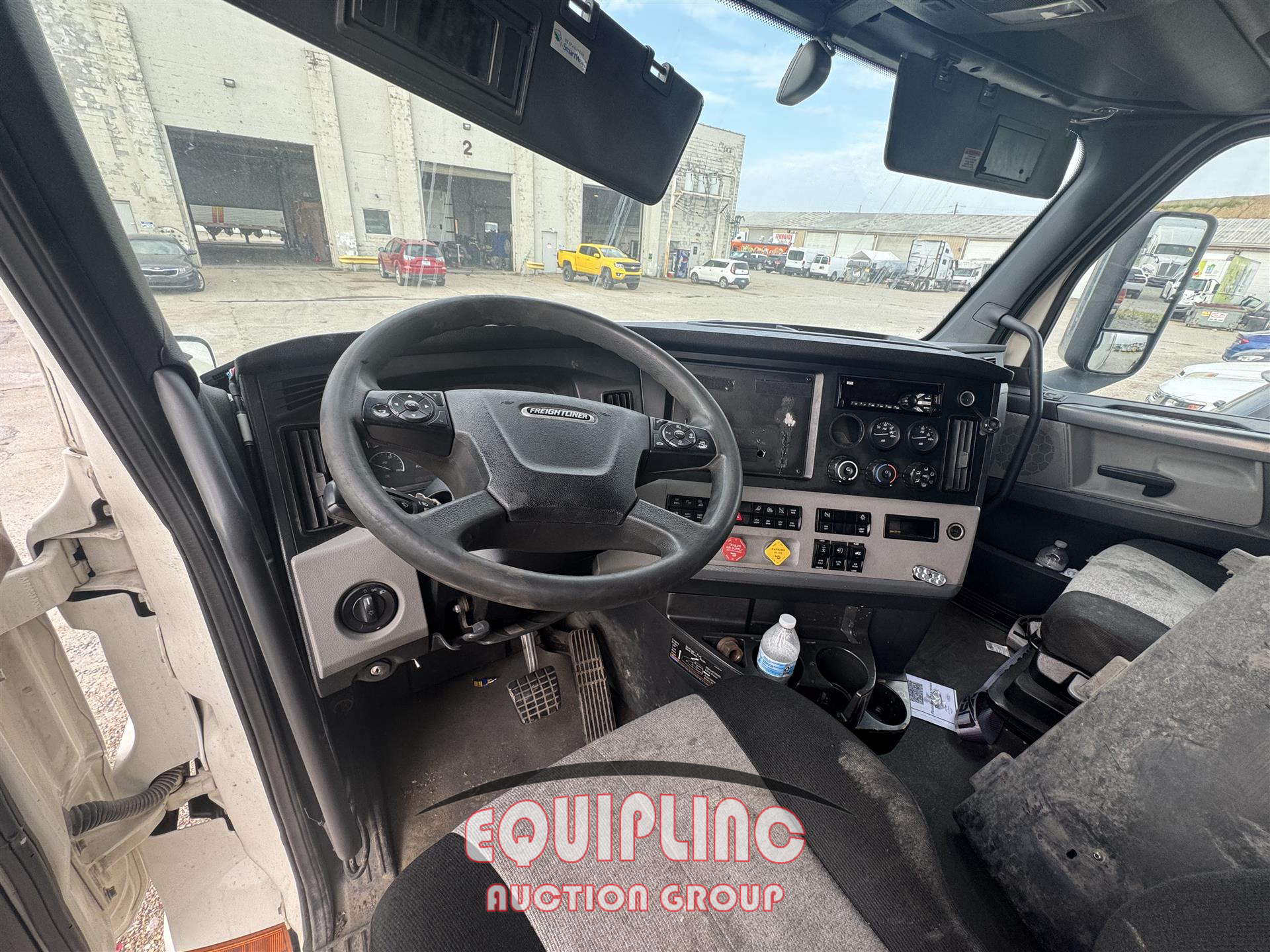 2020 Freightliner CASCADIA
