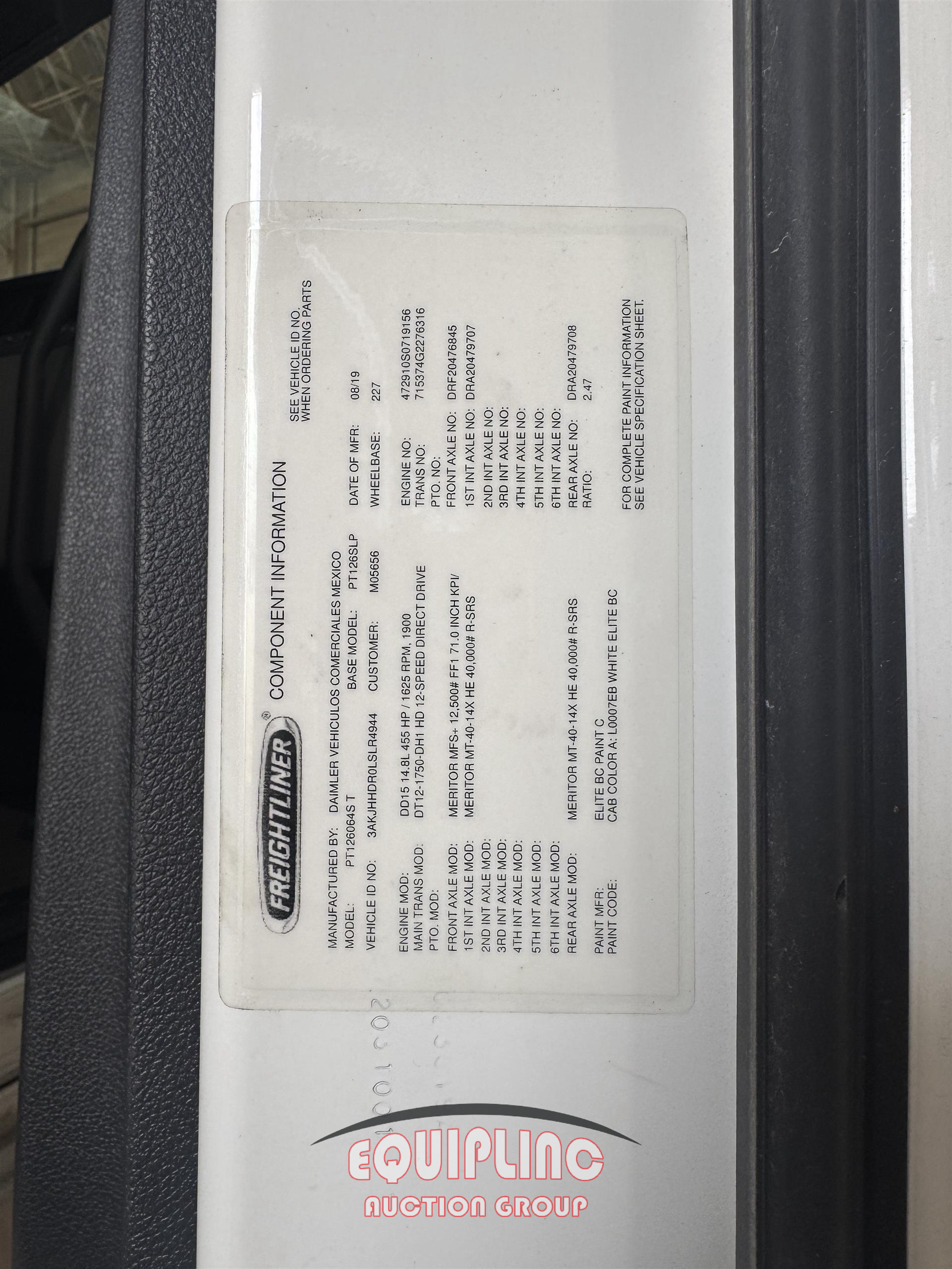 2020 Freightliner CASCADIA