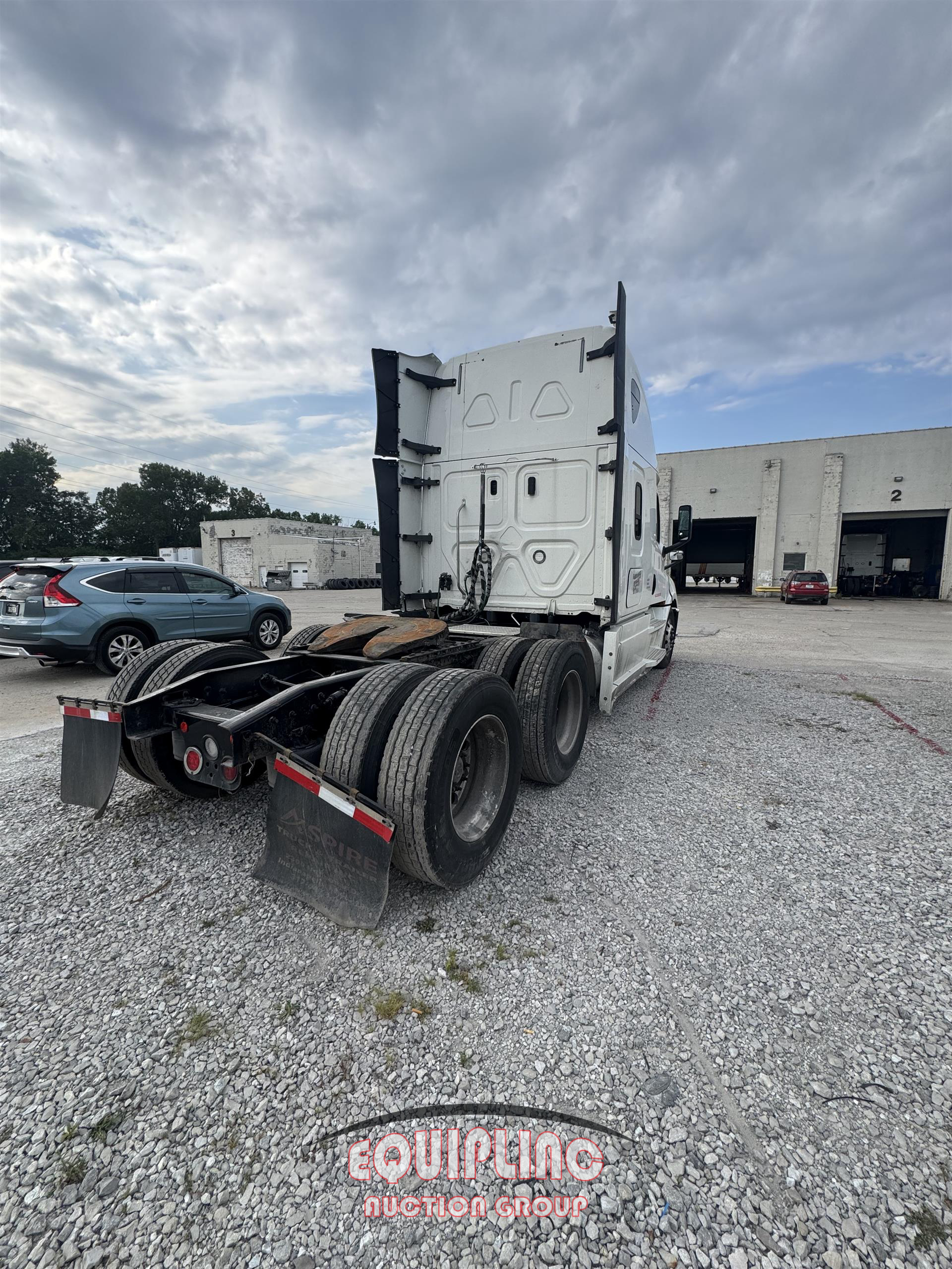 2020 Freightliner CASCADIA